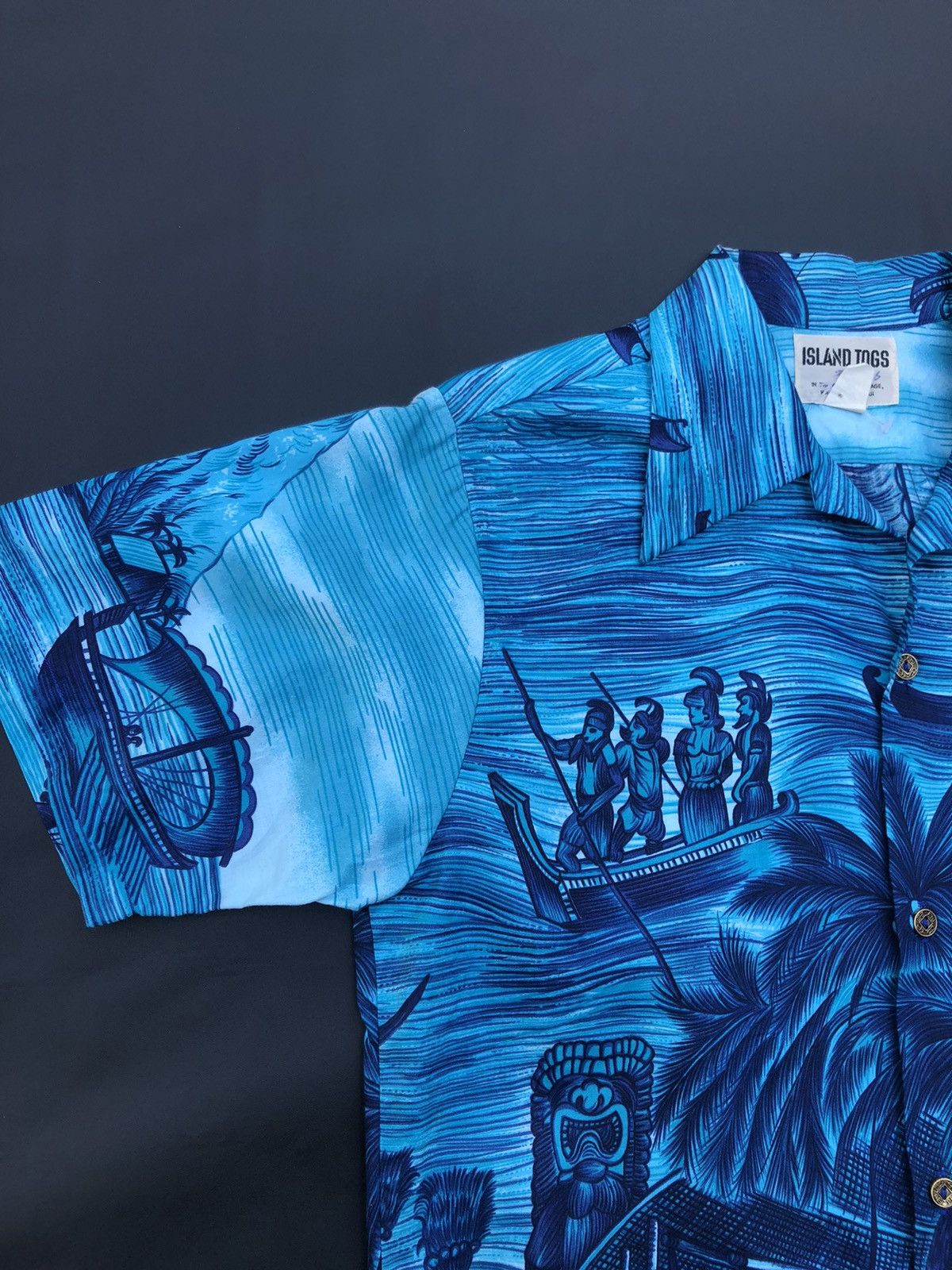 Vintage Vintage 60s 70s Island Togs Tiki Idol Hawaiian Shirt Size US S / EU 44-46 / 1 - 3 Thumbnail