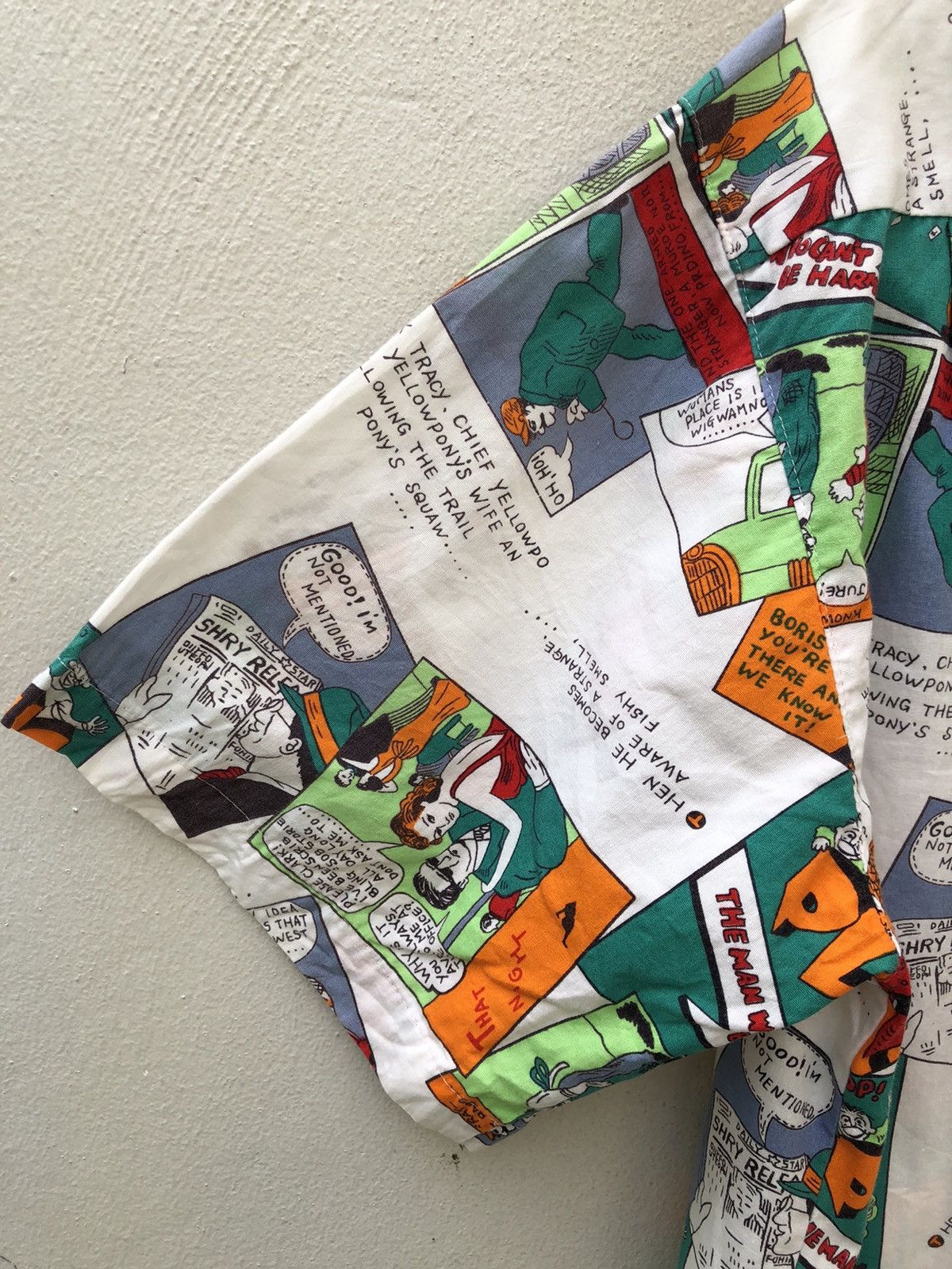 Vintage Vintage 80s 90s Goldova Made in Japan Hawaiian Comics Shirt Size US L / EU 52-54 / 3 - 18 Thumbnail
