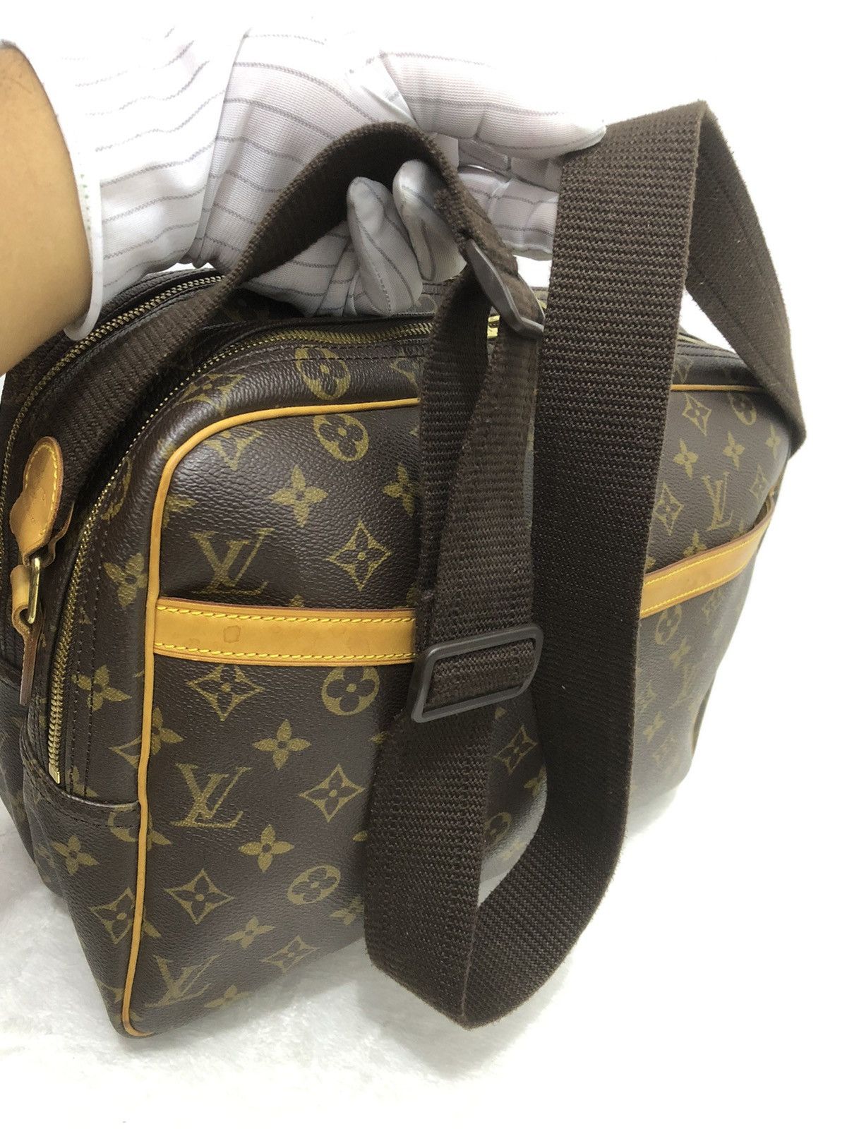 Louis Vuitton Louis Vuitton Monogram GM Shoulder Bag Size ONE SIZE - 15 Thumbnail