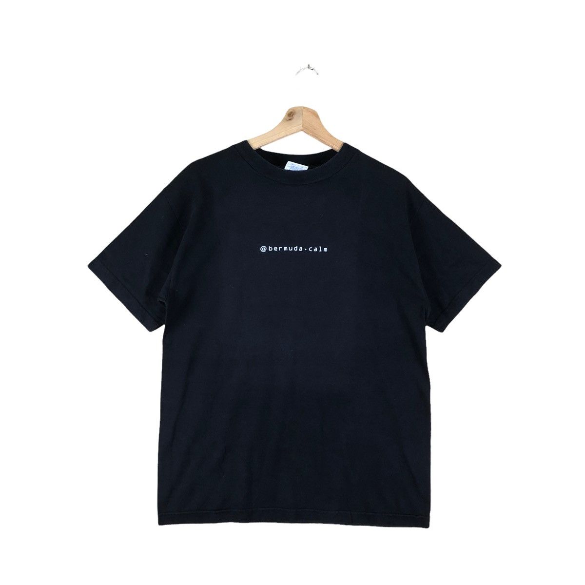 Japanese Brand Vintage Bermuda.calm Japanese Brand Tshirt Size US M / EU 48-50 / 2 - 1 Thumbnail