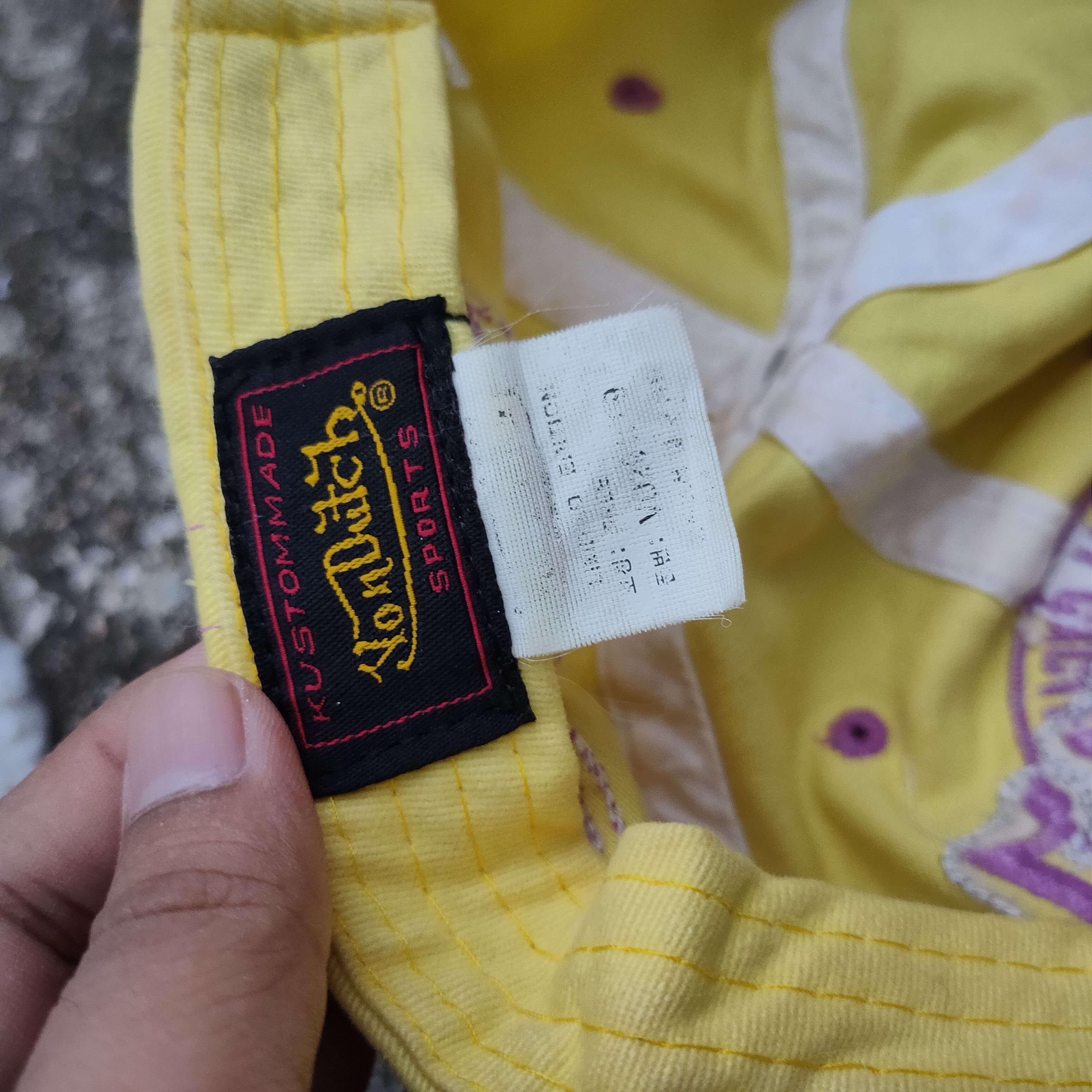 Vintage Vintage VON DUTCH Patches Embroidery Cap Yellow Distressed Size ONE SIZE - 8 Thumbnail
