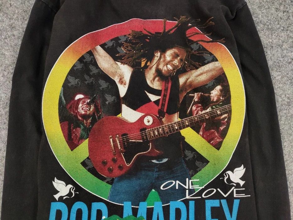 Bob Marley Vintage 90's Bob Marley One Love Long Sleeve All Over Print Size US M / EU 48-50 / 2 - 5 Thumbnail