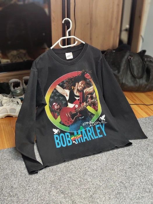 Bob Marley Vintage 90's Bob Marley One Love Long Sleeve All Over Print Size US M / EU 48-50 / 2 - 9 Thumbnail