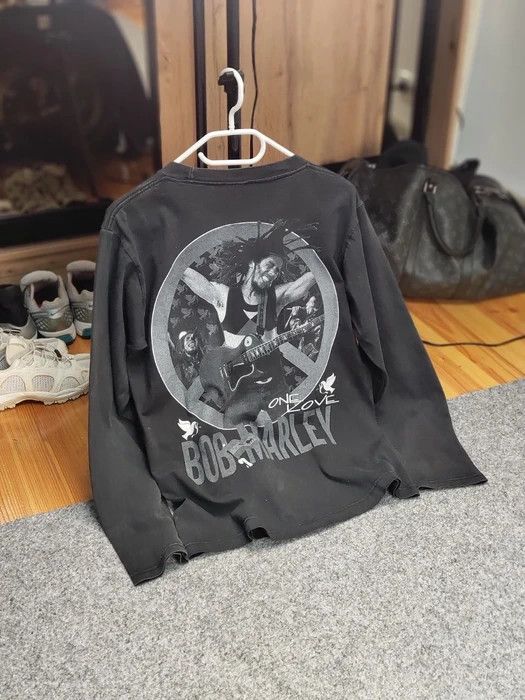 Bob Marley Vintage 90's Bob Marley One Love Long Sleeve All Over Print Size US M / EU 48-50 / 2 - 10 Thumbnail