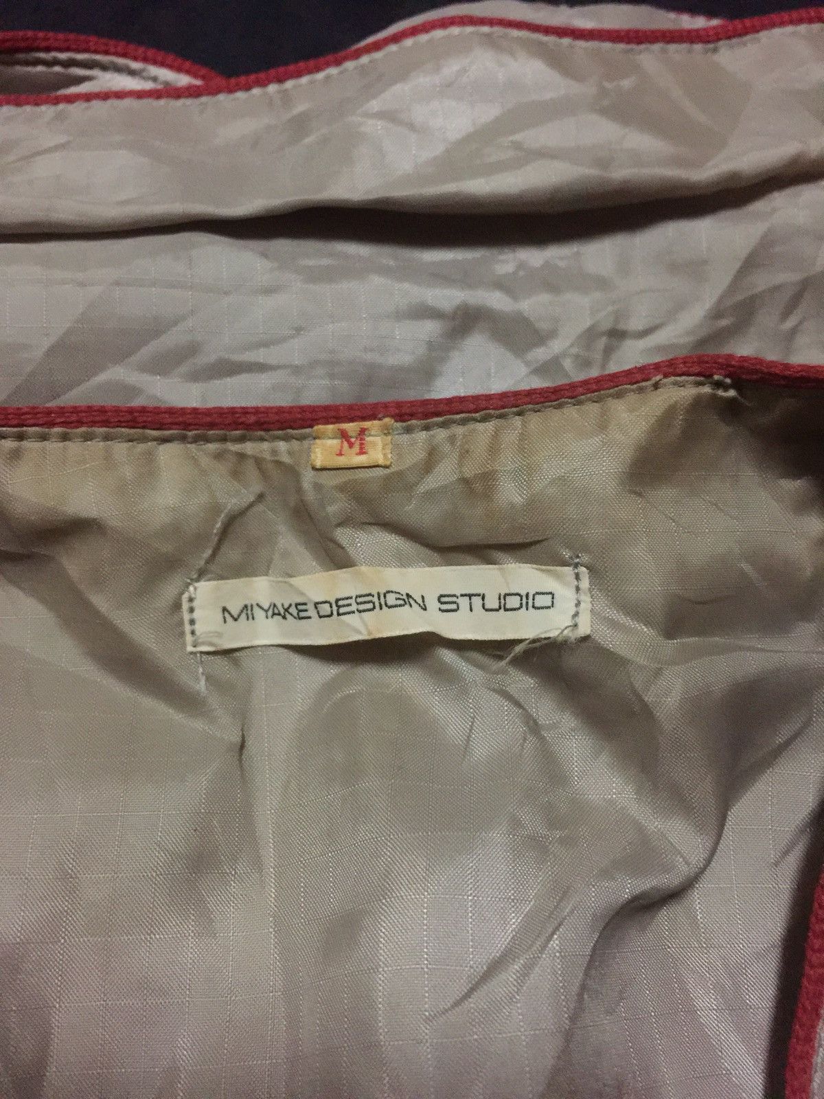 Issey Miyake × Sony × Vintage Vintage Issey Miyake Design Studio For Sony Staff Vest Size US M / EU 48-50 / 2 - 2 Thumbnail