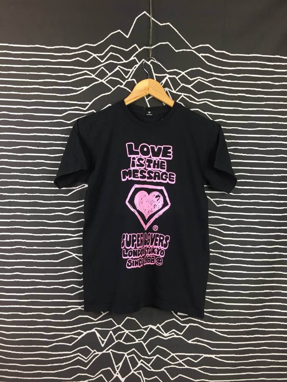 Japanese Brand Vtg SUPERLOVERS Love Is The Message Japanese Brand Tee Size US S / EU 44-46 / 1 - 1 Thumbnail