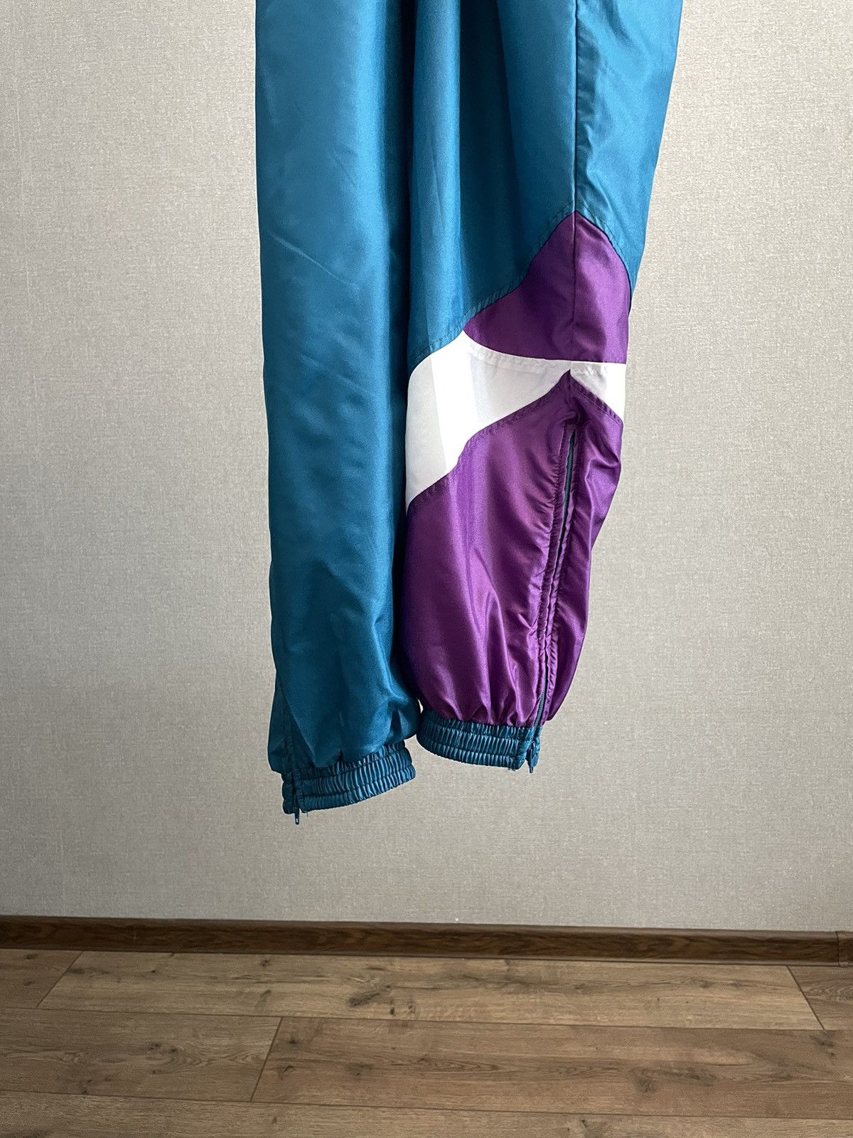 Vintage Adidas Originals vintage track pants size XXL Size US 36 / EU 52 - 12 Thumbnail