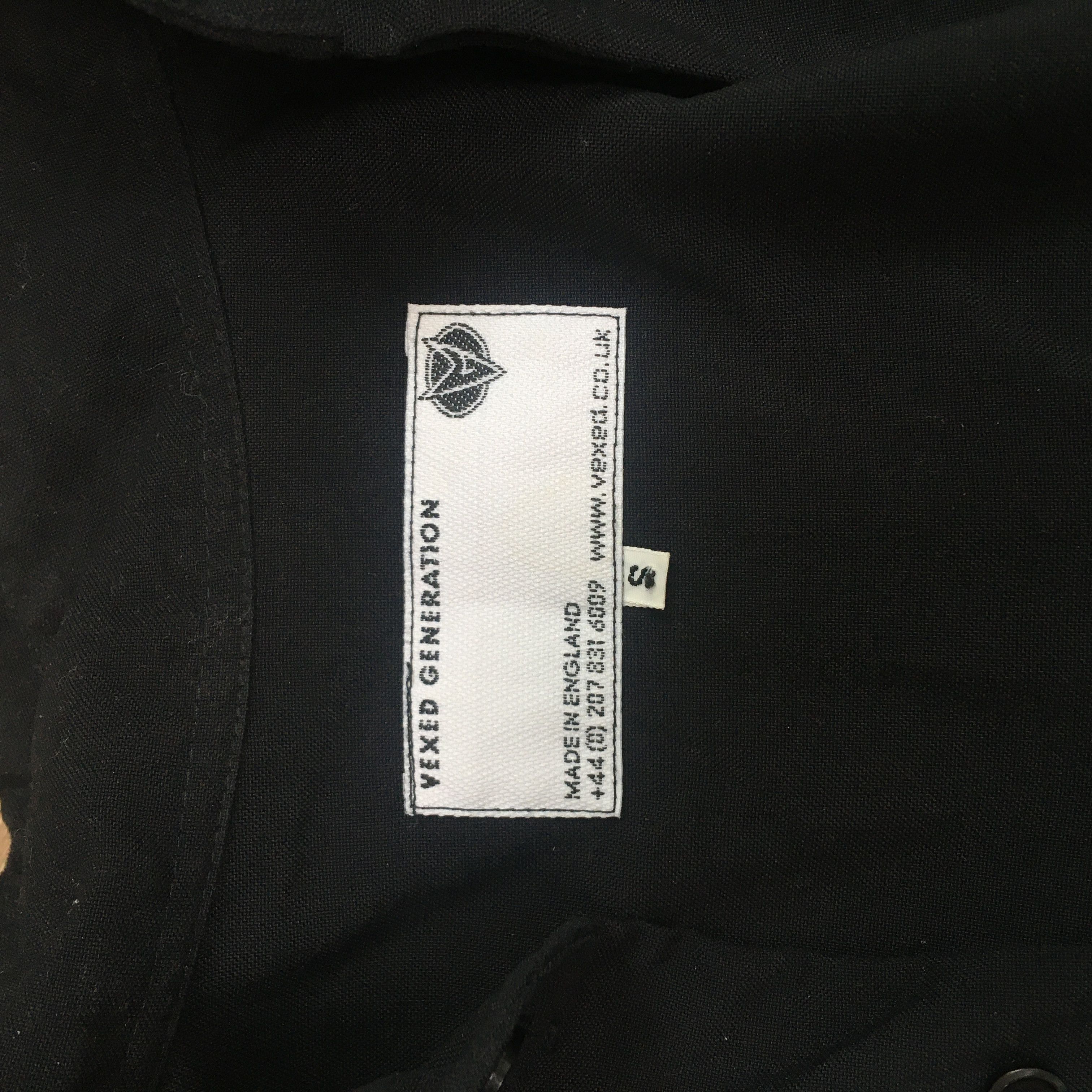 Vexed Generation Cropped Shirt with box-shaped pleats Size US S / EU 44-46 / 1 - 6 Thumbnail