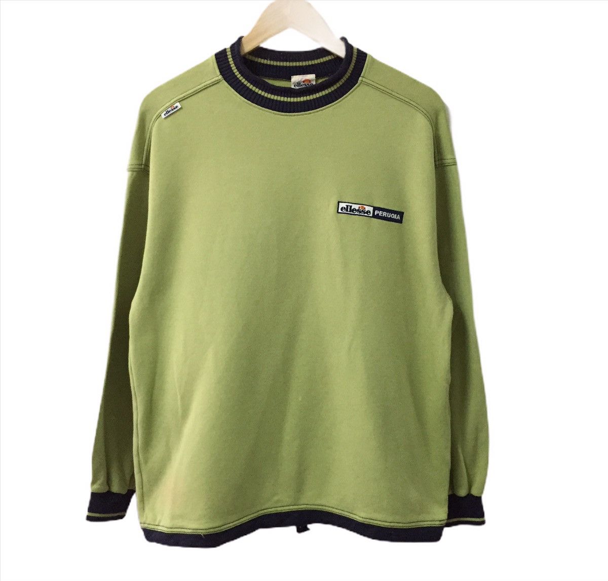 Vintage ellesse perugia small logo sweatshirt