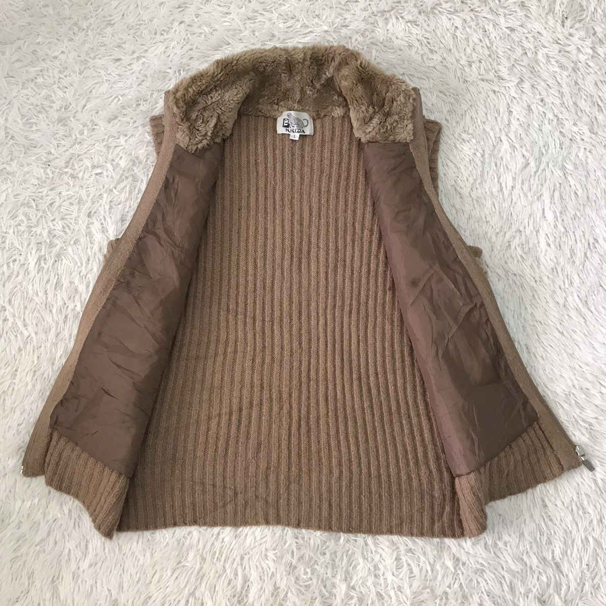 Krizia Uomo Rare Fake Fur Vest By Krizia Size US L / EU 52-54 / 3 - 9 Thumbnail