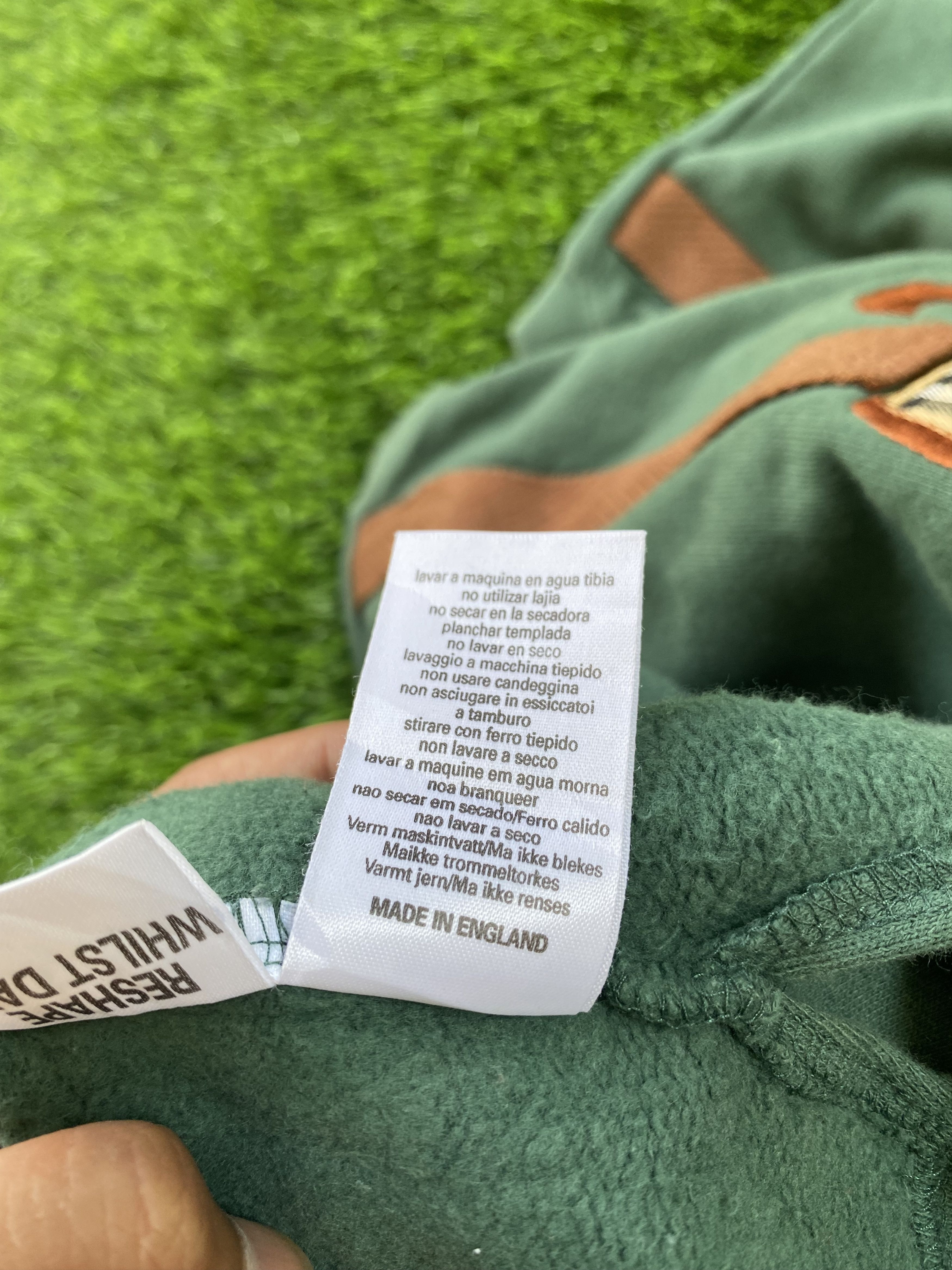 Burberry VIntage Burberry Sweatshirt Size US S / EU 44-46 / 1 - 5 Thumbnail
