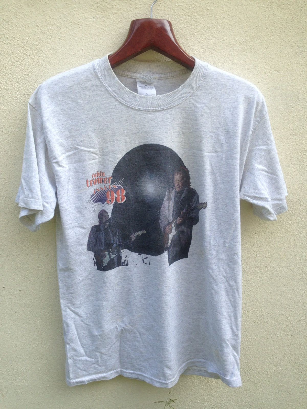 Band Tees × Vintage 🔥Vintage 90s Robin Trower T Shirt Band Promo Tour Shirt Size US L / EU 52-54 / 3 - 1 Thumbnail