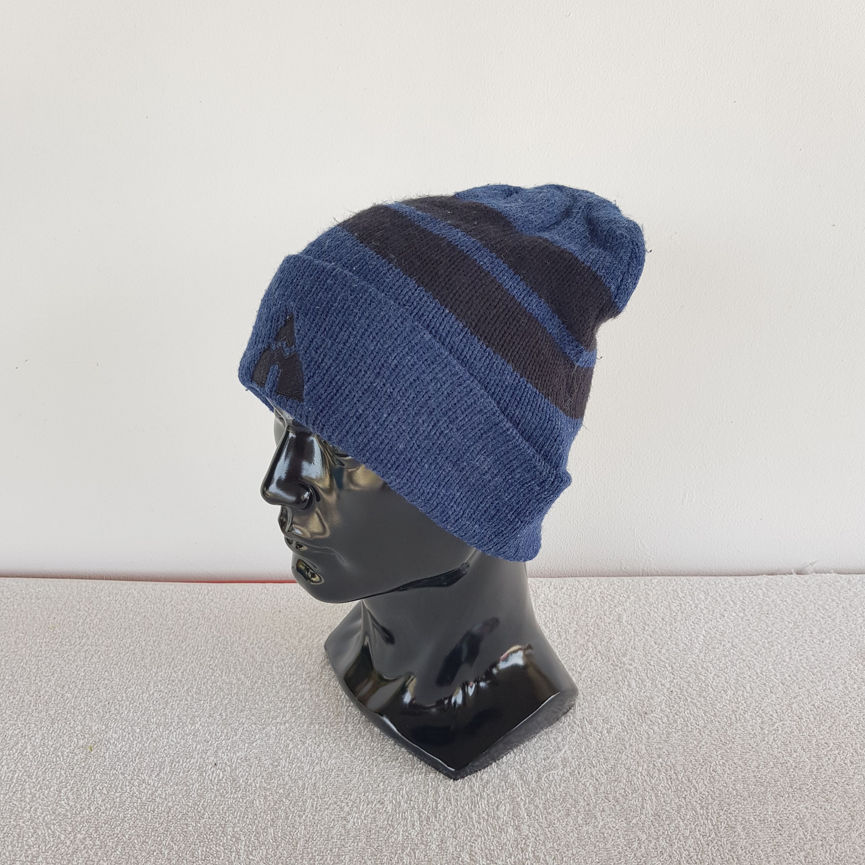 Japanese Brand Vintage Unknown Japanese Beanie Snow Cap Winter Ski Hats Size ONE SIZE - 1 Thumbnail