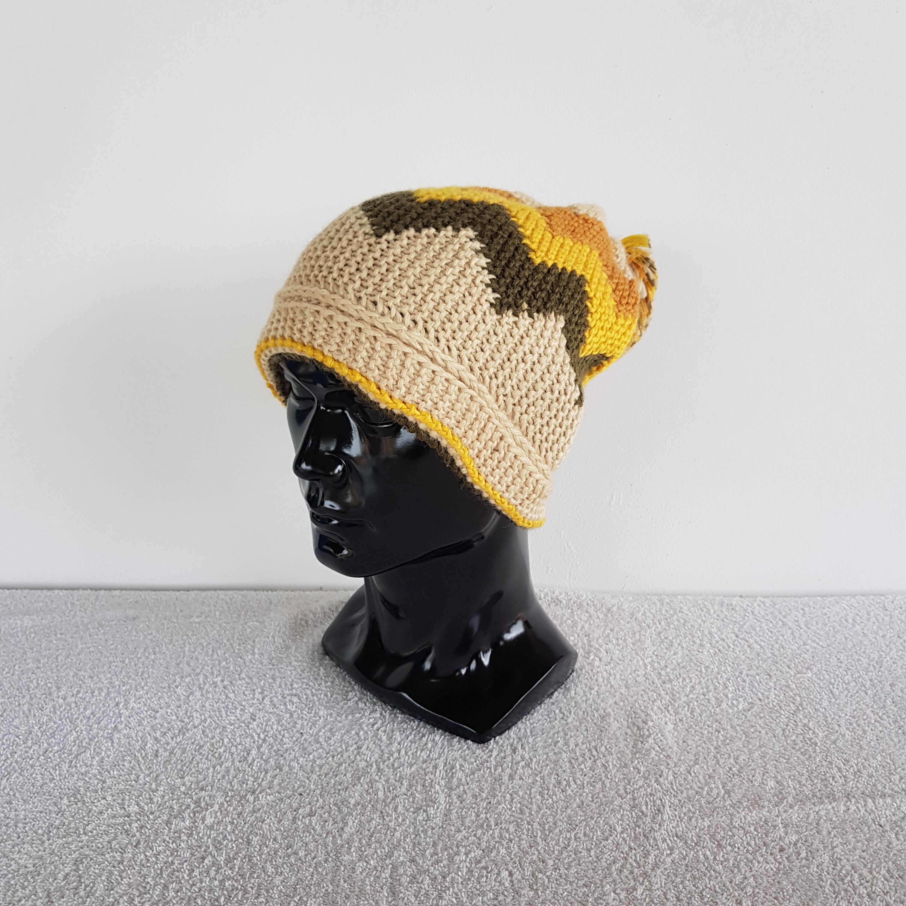 Japanese Brand × Vintage Vintage Liviti Knitted Argyle Beanie Snow Cap Argyle Hats Size ONE SIZE - 1 Thumbnail