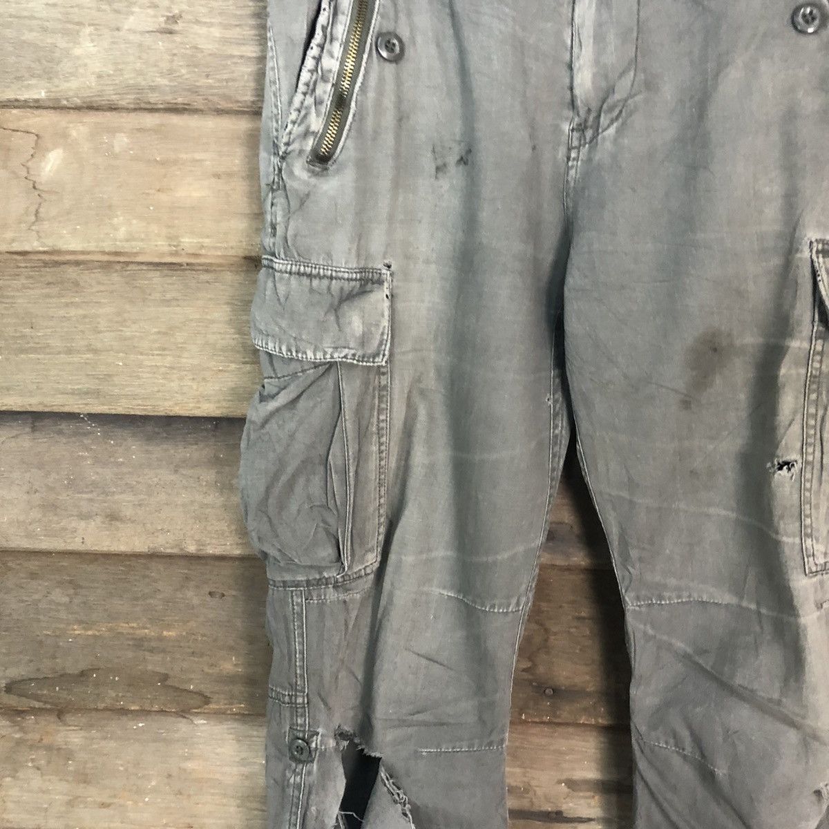 Japanese Brand Japanese Brand Distressed Cargo Multipocket Pants #H365 Size US 32 / EU 48 - 6 Thumbnail