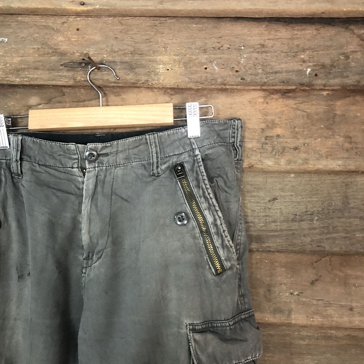 Japanese Brand Japanese Brand Distressed Cargo Multipocket Pants #H365 Size US 32 / EU 48 - 5 Thumbnail