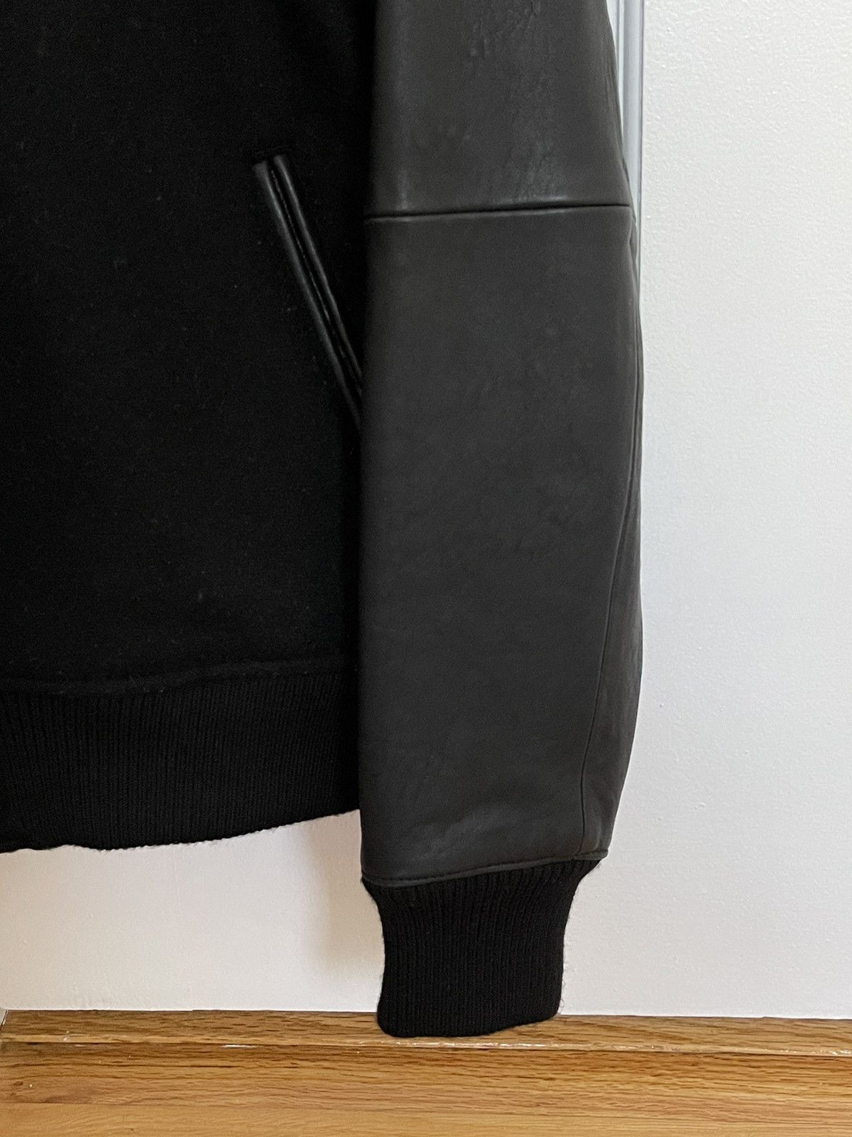 Club Monaco Leather-sleeved Varsity Jacket Size US XS / EU 42 / 0 - 5 Thumbnail