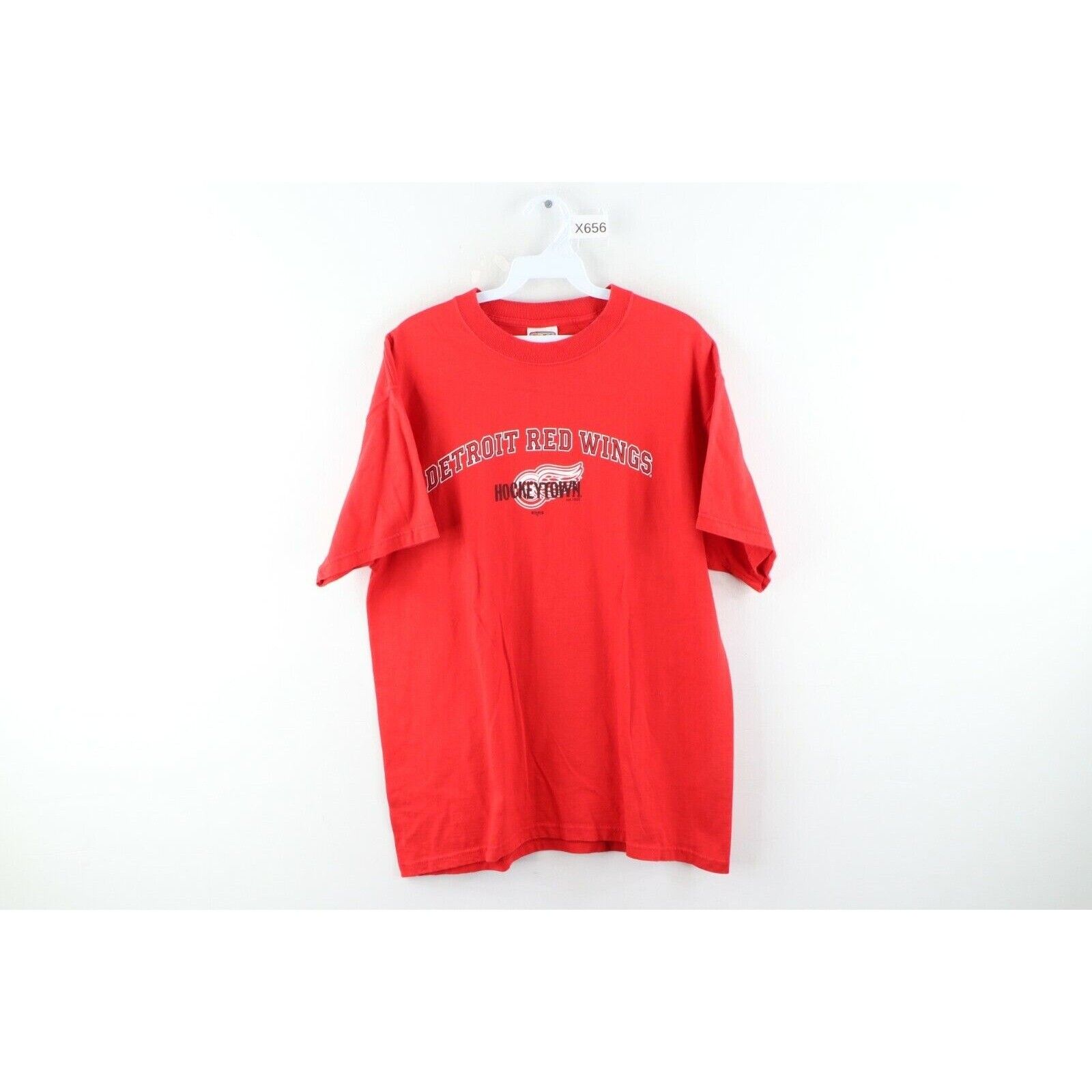 Vintage Vintage 90s Detroit Red Wings Hockey Spell Out T-Shirt Size US L / EU 52-54 / 3 - 1 Preview