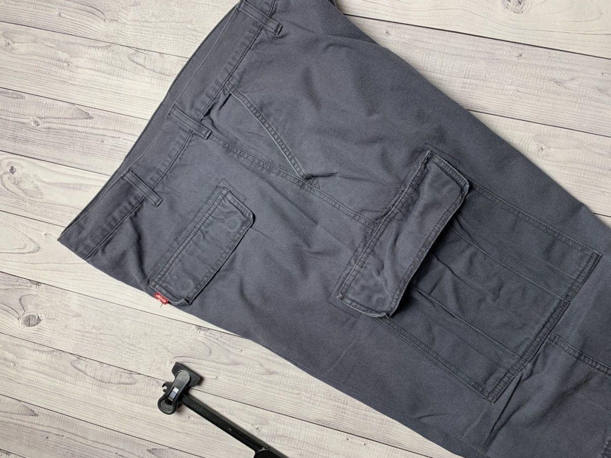 Levi's × Levi's Vintage Clothing × Vintage Vintage Levis cargo Pants size XL Size US 36 / EU 52 - 10 Thumbnail