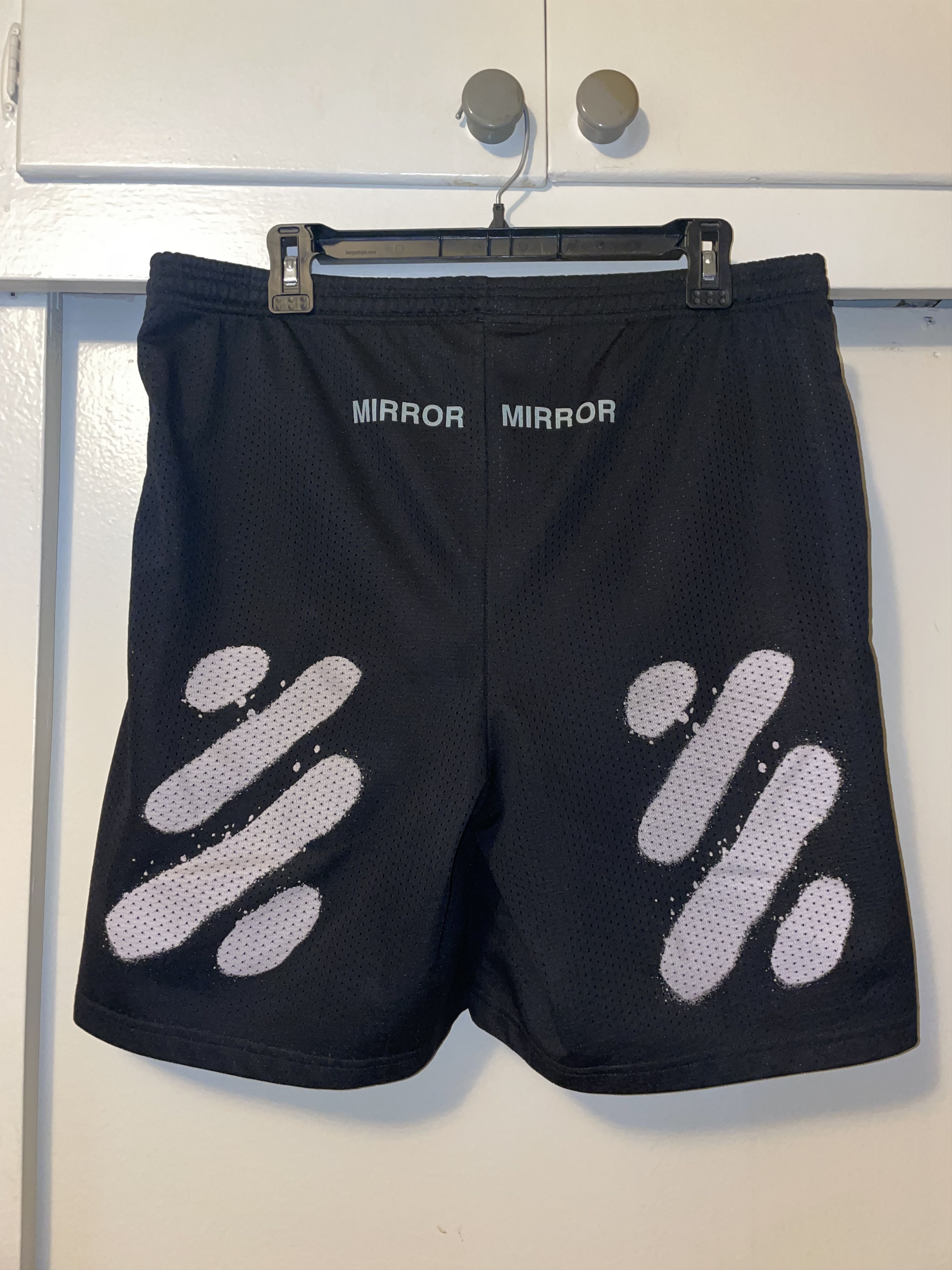 Off-White Diagonal Spray "Mirror Mirror" Mesh Shorts Size US 34 / EU 50 - 3 Thumbnail