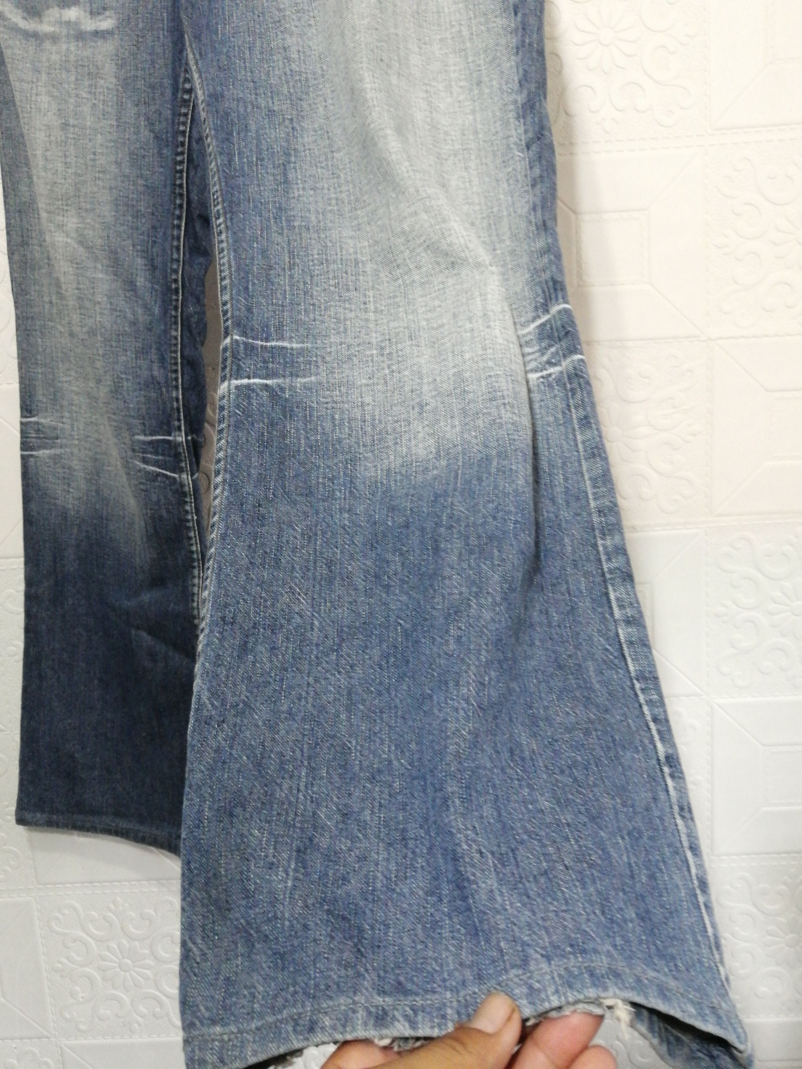 Armani Exchange Armani Exchange Boot Cut J110 jeans Size US 34 / EU 50 - 5 Thumbnail