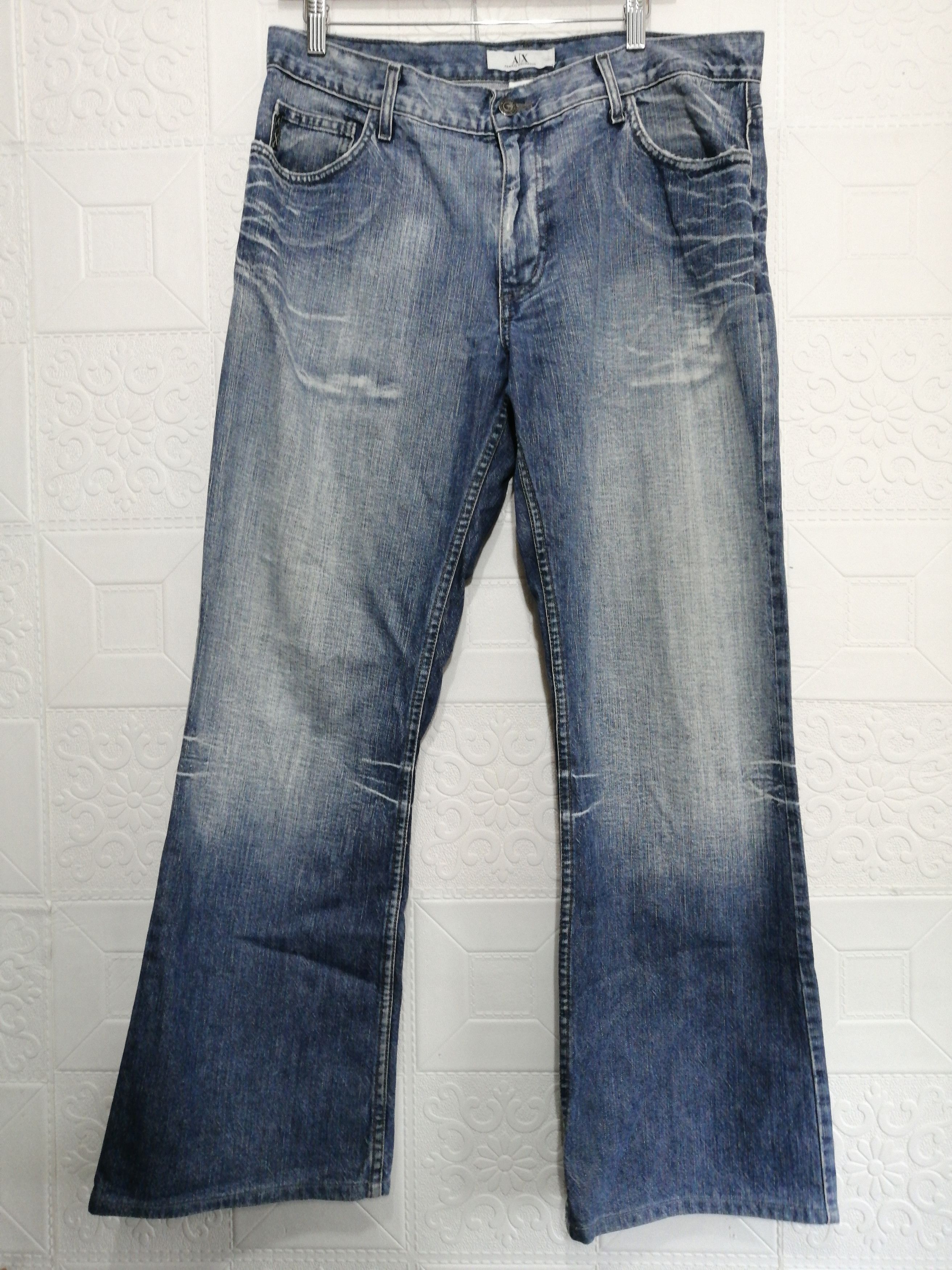 Armani Exchange Armani Exchange Boot Cut J110 jeans Size US 34 / EU 50 - 1 Thumbnail