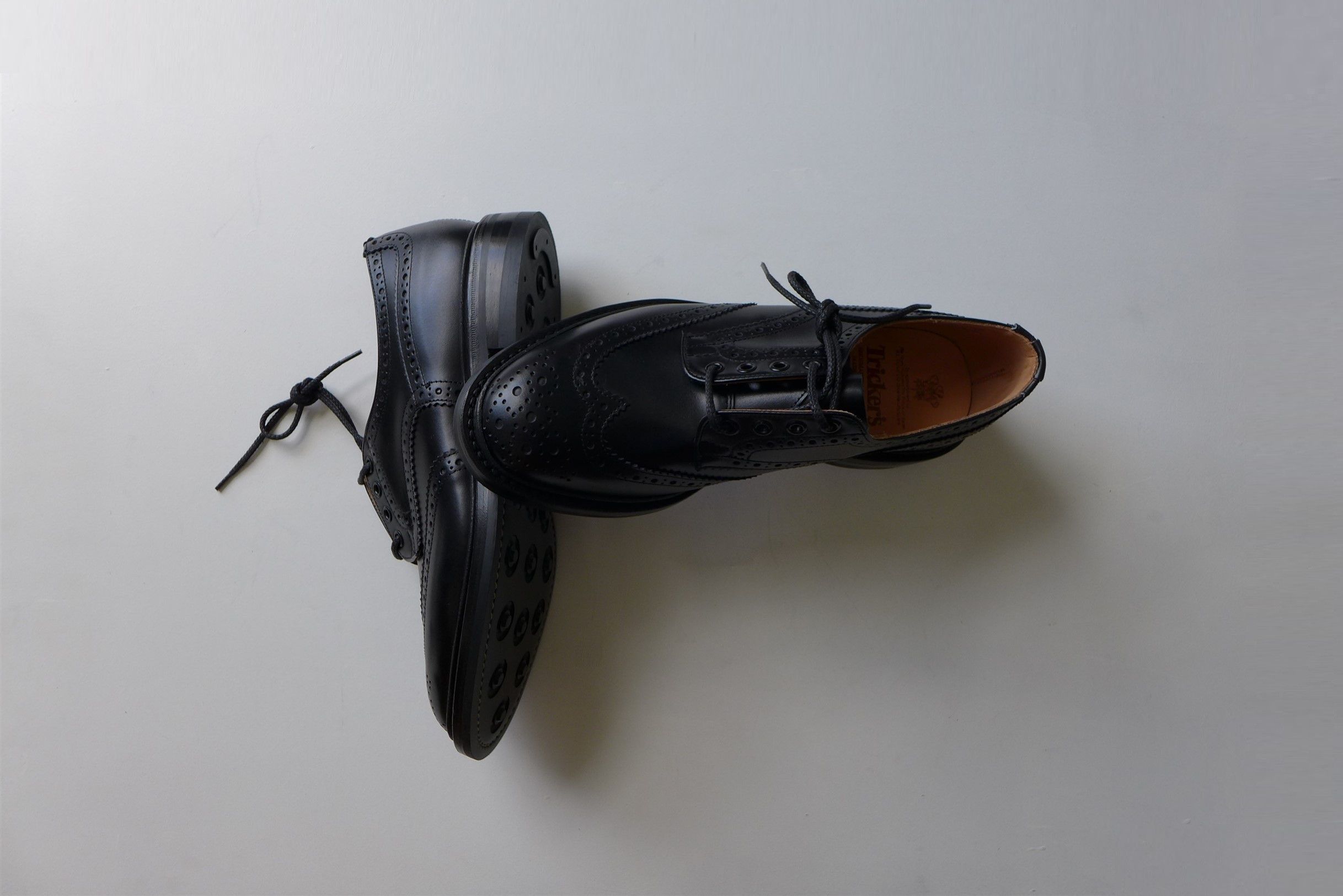Tricker's Trickers Bourton Brogue Shoe - Black Calf Leather Size US 9 / EU 42 - 10 Thumbnail