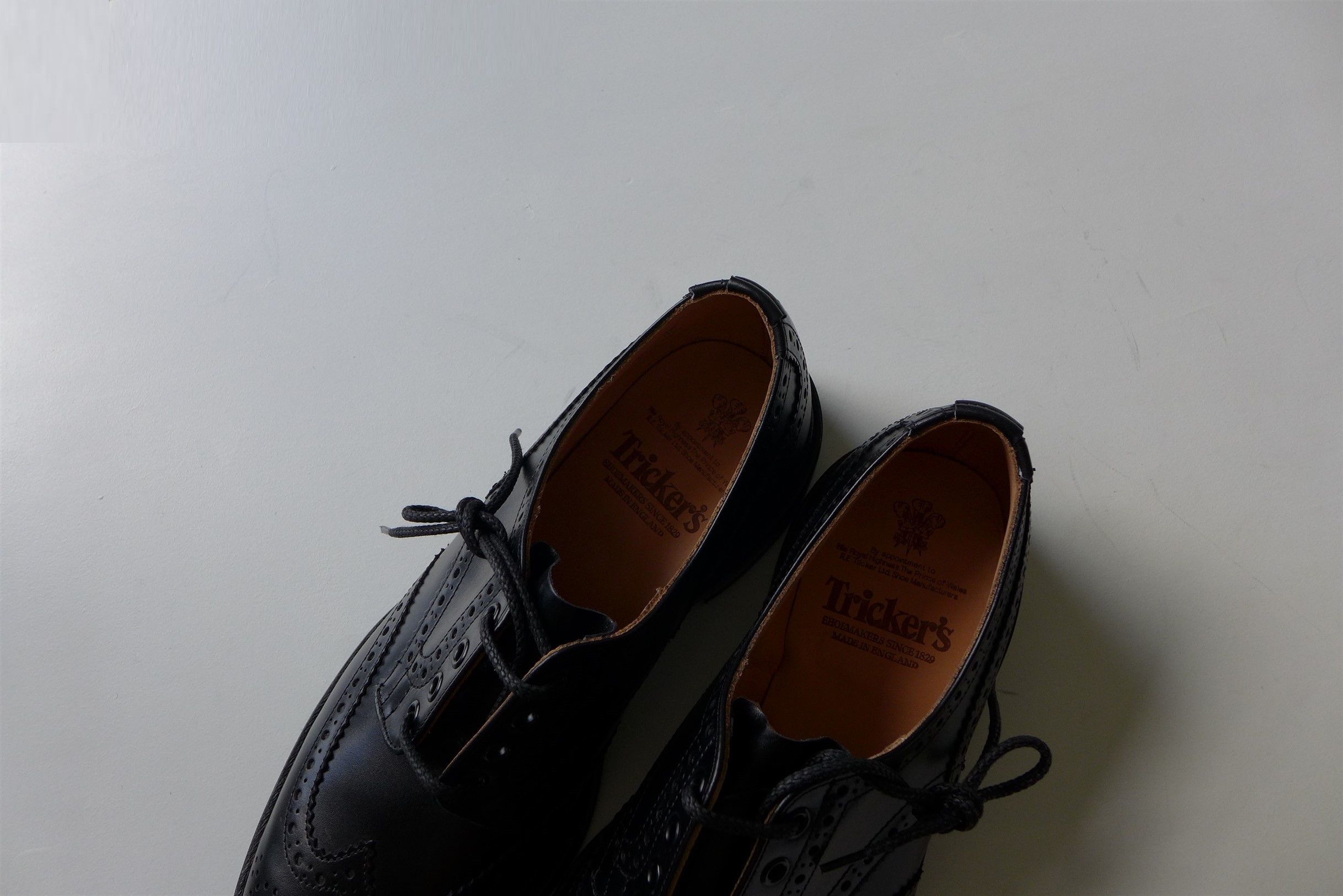 Tricker's Trickers Bourton Brogue Shoe - Black Calf Leather Size US 9 / EU 42 - 9 Thumbnail