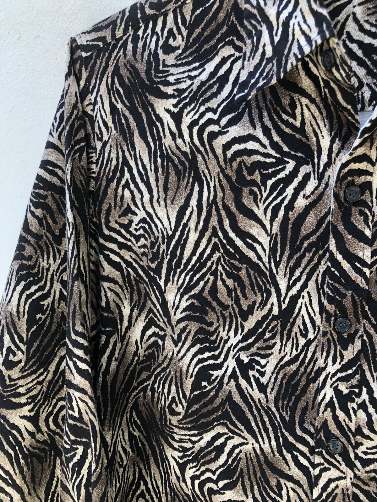 Vintage Vintage 90s Smash Up Japan Bengal Tiger Button Shirt Size US M / EU 48-50 / 2 - 6 Thumbnail