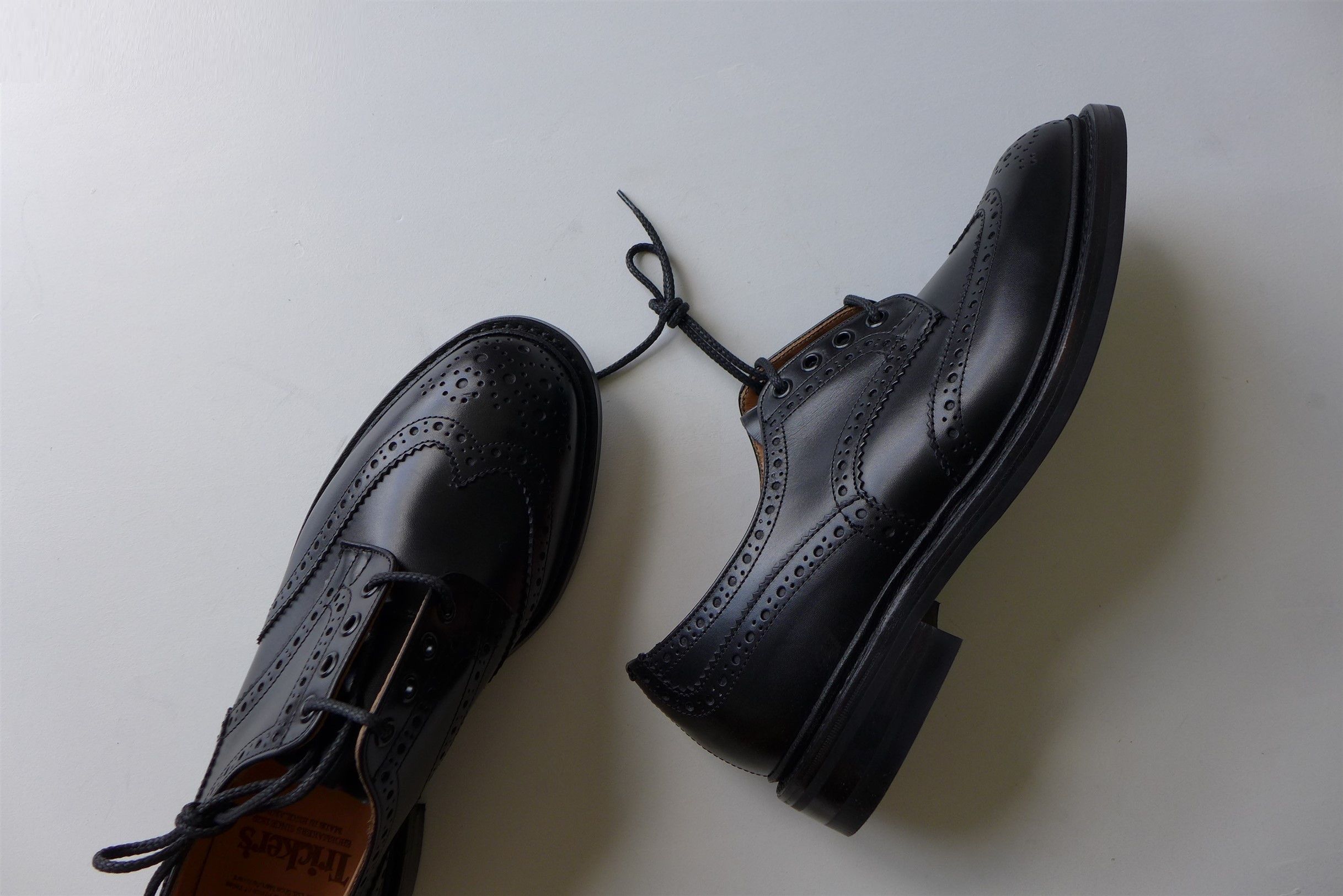Tricker's Trickers Bourton Brogue Shoe - Black Calf Leather Size US 11 / EU 44 - 12 Thumbnail
