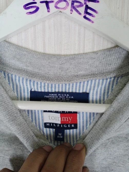 Tommy Hilfiger VINTAGE 90'S TOMMY HILFIGER BIG LOGO CREWNECK SWEATSHIRT Size US L / EU 52-54 / 3 - 6 Thumbnail