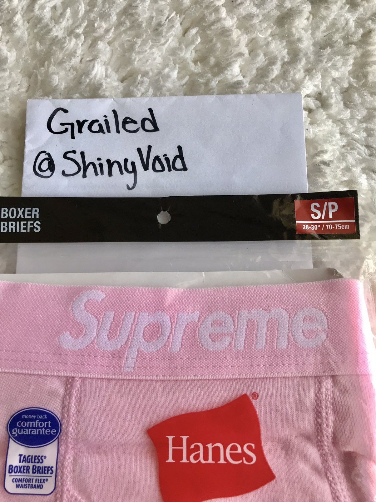 Supreme (28-30) Supreme Hanes Boxer Briefs Pink FW21 (2 Pack) Size 30 - 2 Preview