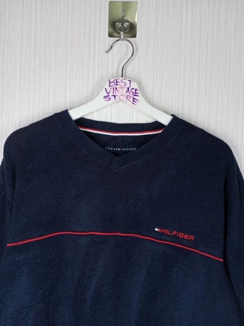 Tommy Hilfiger × Vintage Vintage Tommy Hilfiger Small Logo Fleece Sweatshirt Size US L / EU 52-54 / 3 - 1 Thumbnail