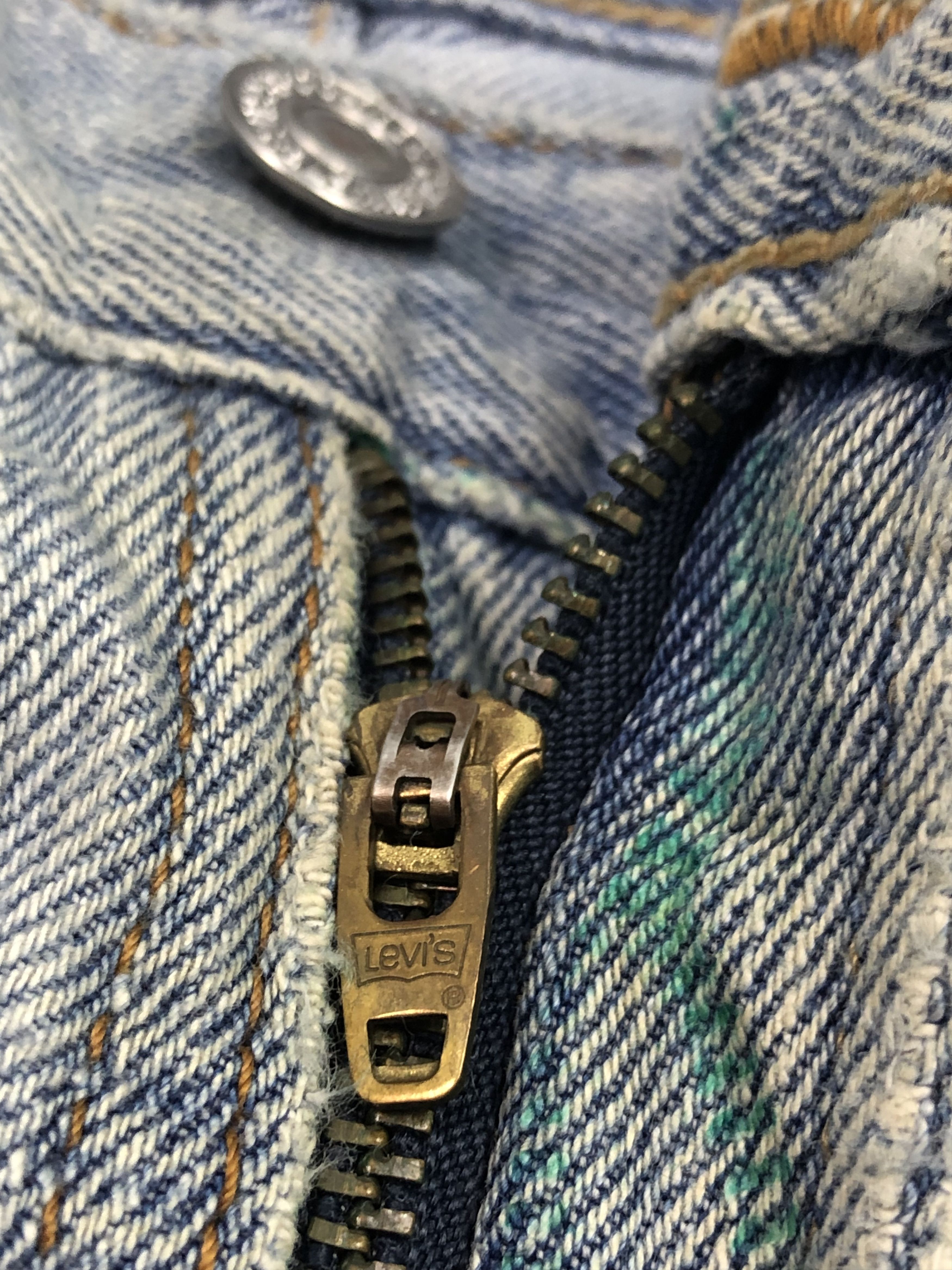 Levi's Vintage Levis 505 Regular Fit Lightwash Jeans DP0350 Size US 40 / EU 56 - 8 Thumbnail