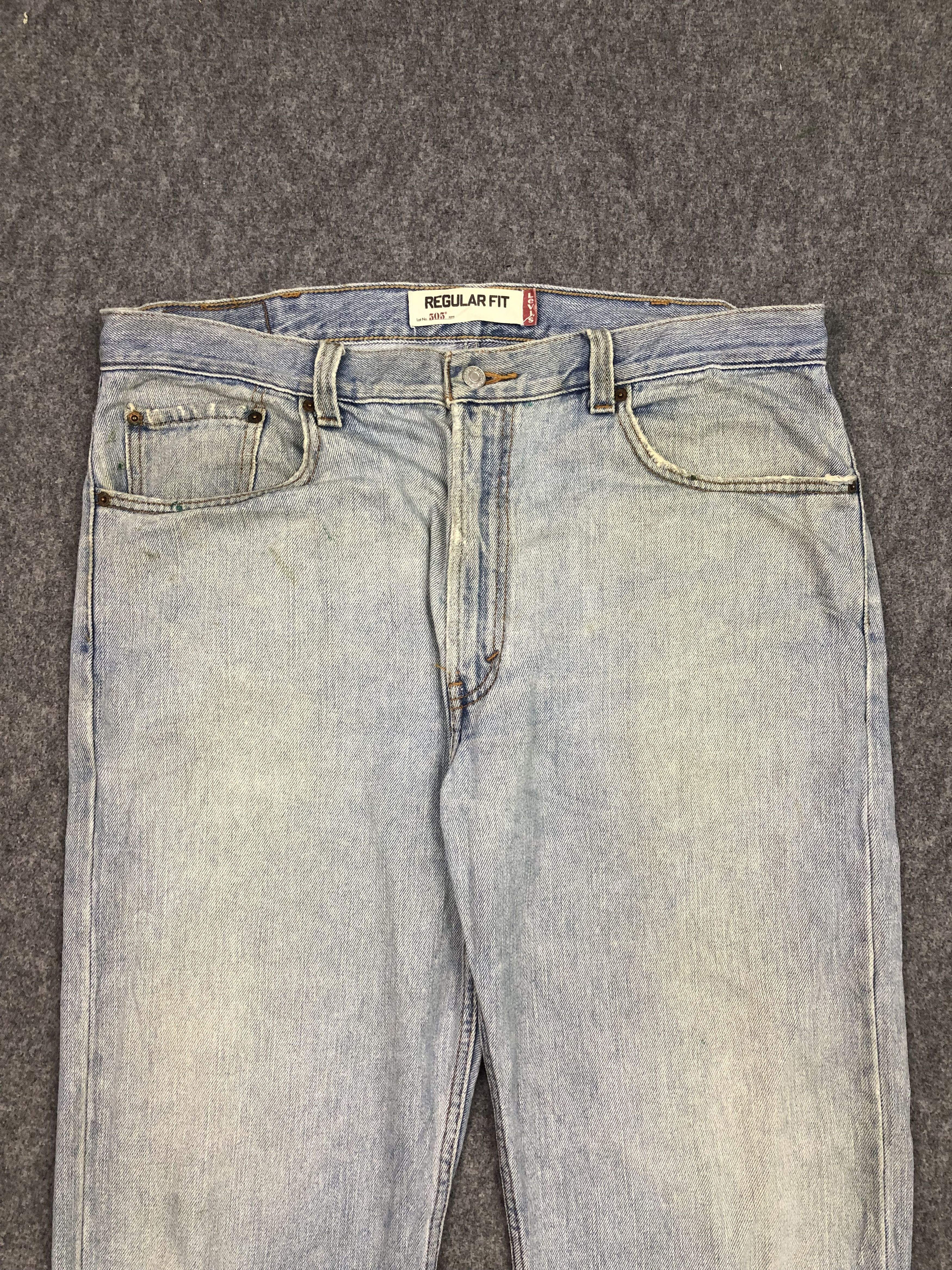 Levi's Vintage Levis 505 Regular Fit Lightwash Jeans DP0350 Size US 40 / EU 56 - 2 Thumbnail