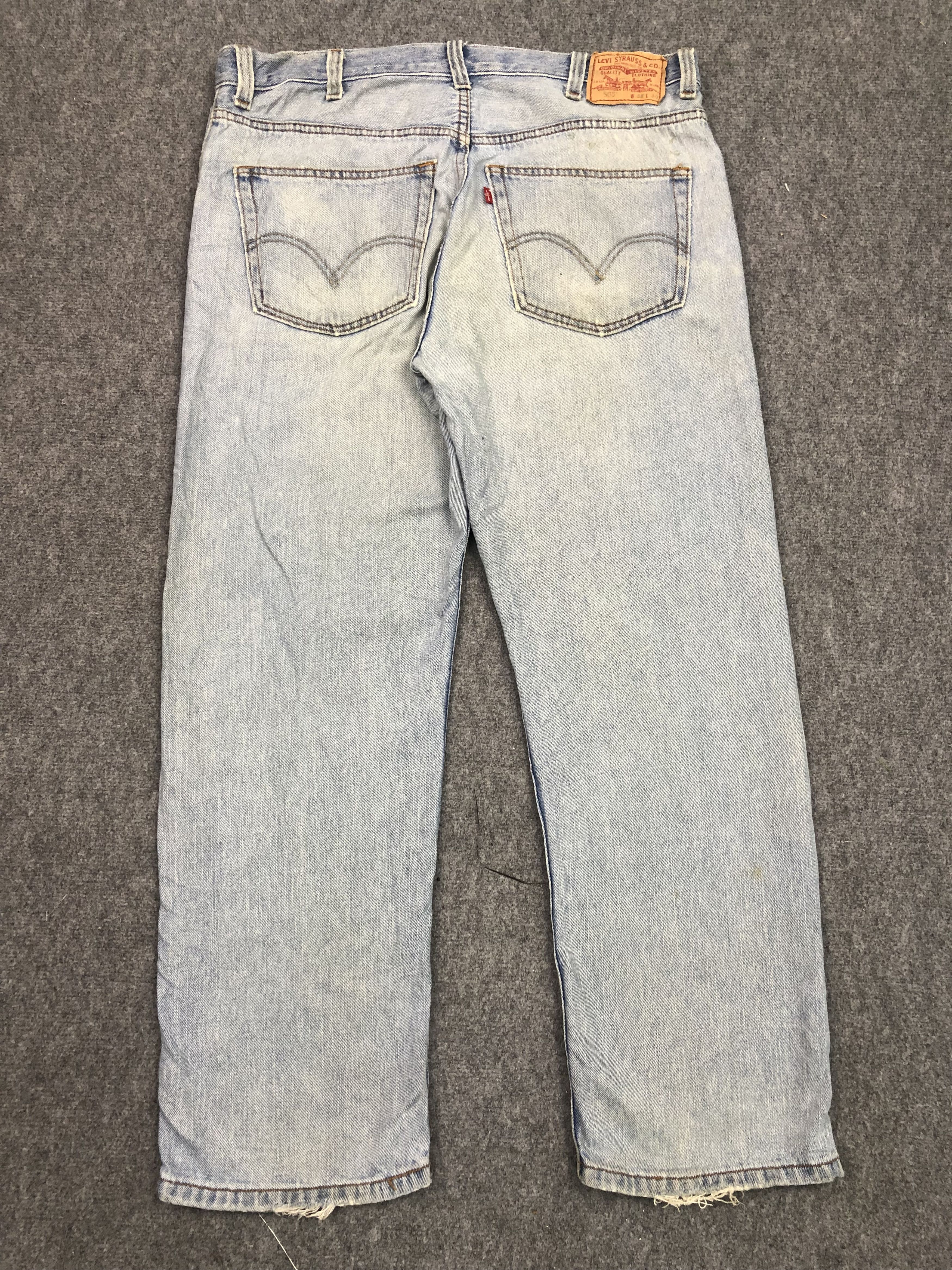 Levi's Vintage Levis 505 Regular Fit Lightwash Jeans DP0350 Size US 40 / EU 56 - 3 Thumbnail