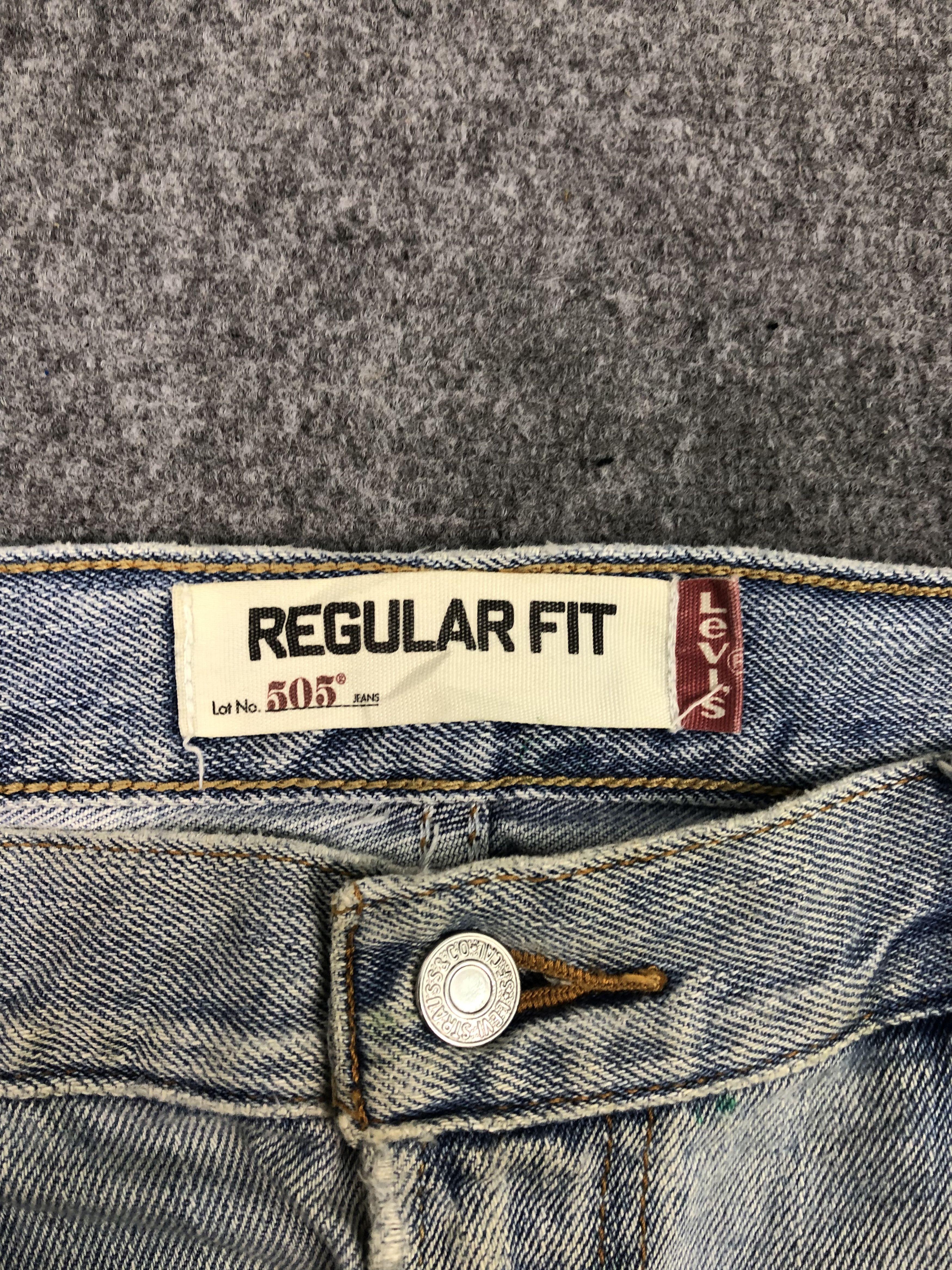 Levi's Vintage Levis 505 Regular Fit Lightwash Jeans DP0350 Size US 40 / EU 56 - 6 Thumbnail