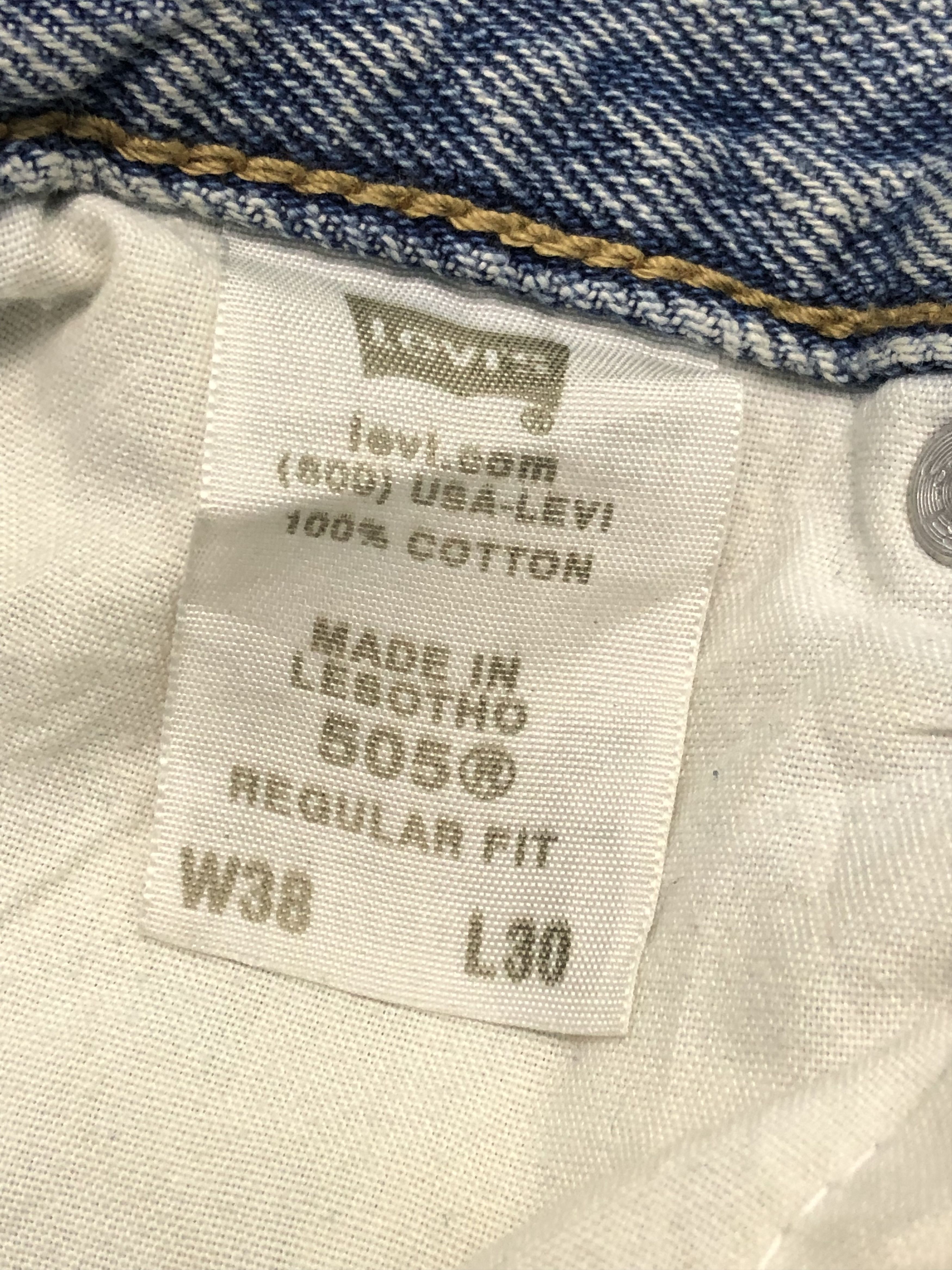 Levi's Vintage Levis 505 Regular Fit Lightwash Jeans DP0350 Size US 40 / EU 56 - 7 Thumbnail
