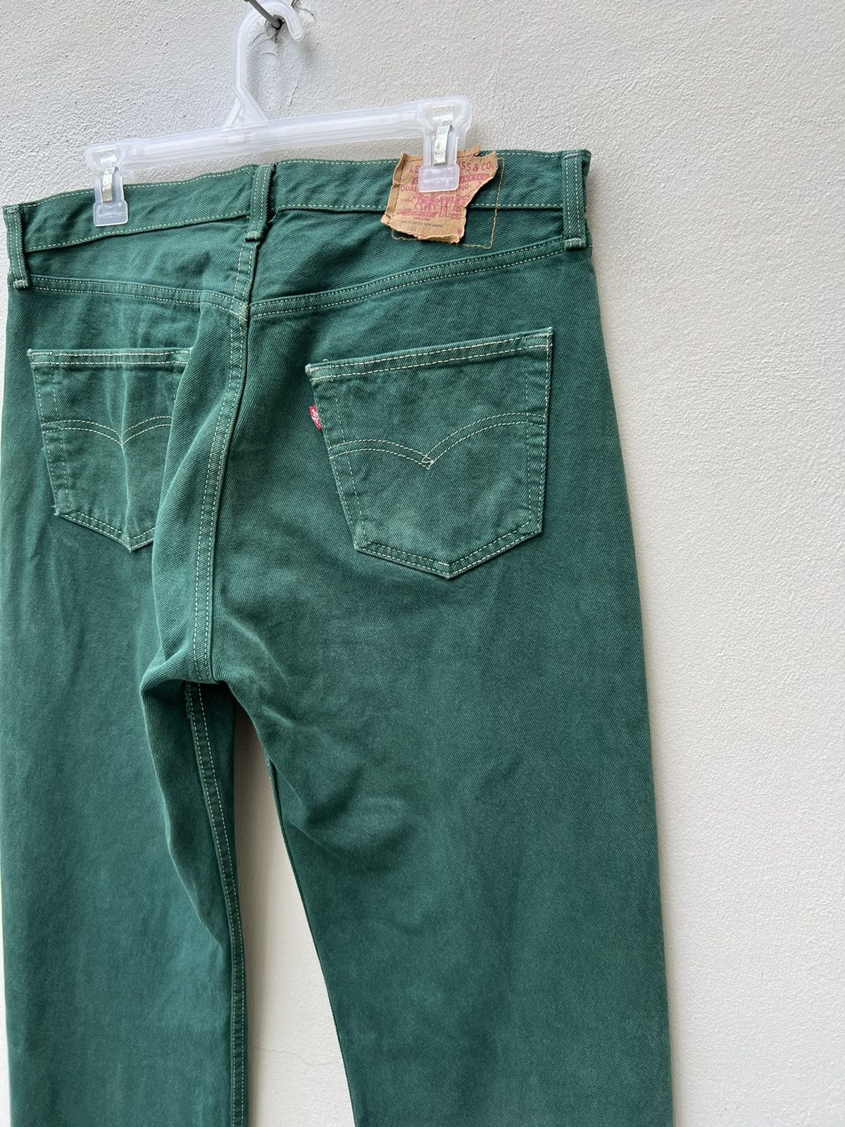 Levi's × Vintage Vintage 80s Levi’s 501 Faded Green Denim Jeans Size US 36 / EU 52 - 15 Thumbnail