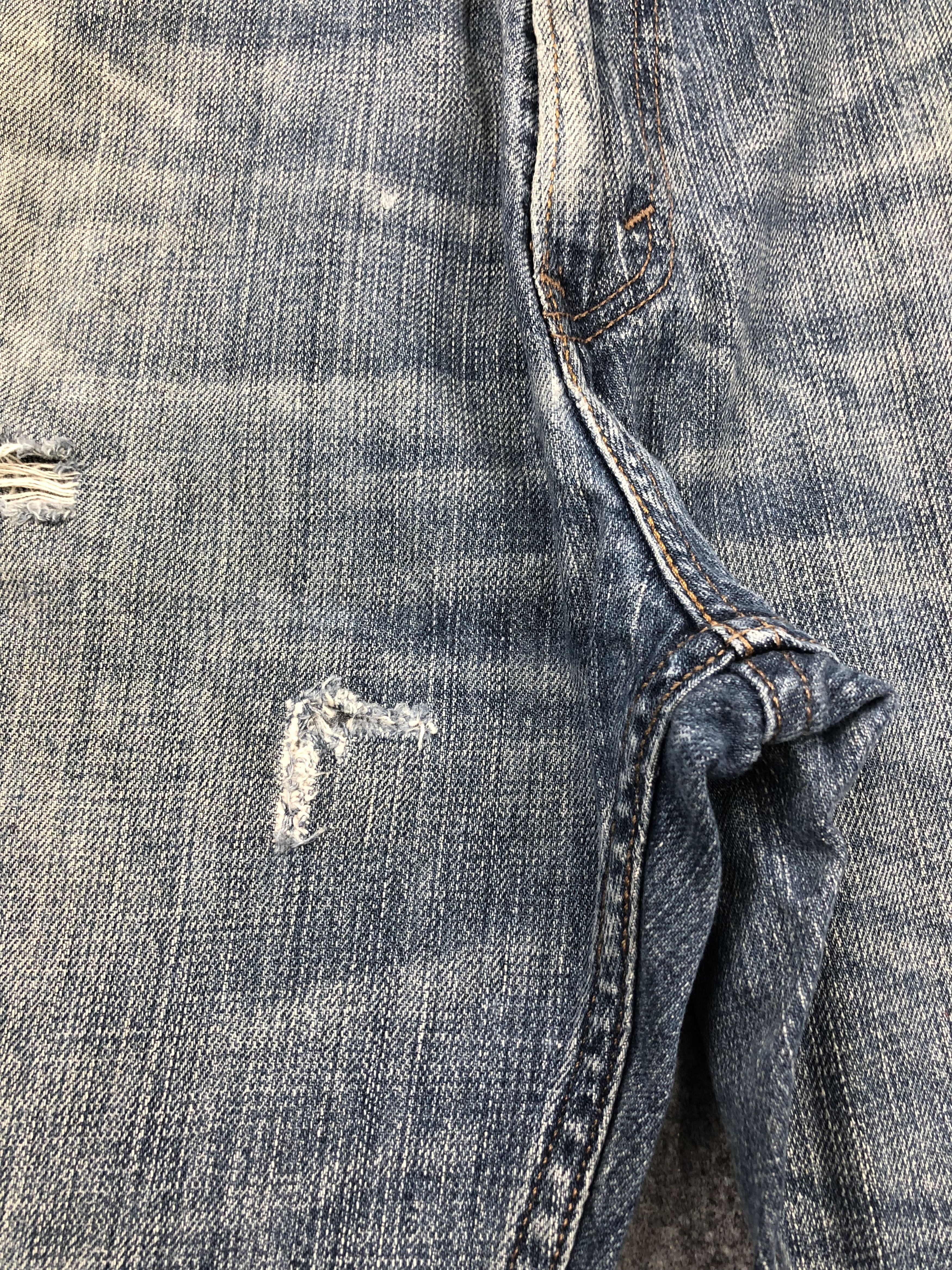 Levi's Vintage Levis 569 Faded Blue Jeans DP1611 Size US 39 - 12 Thumbnail