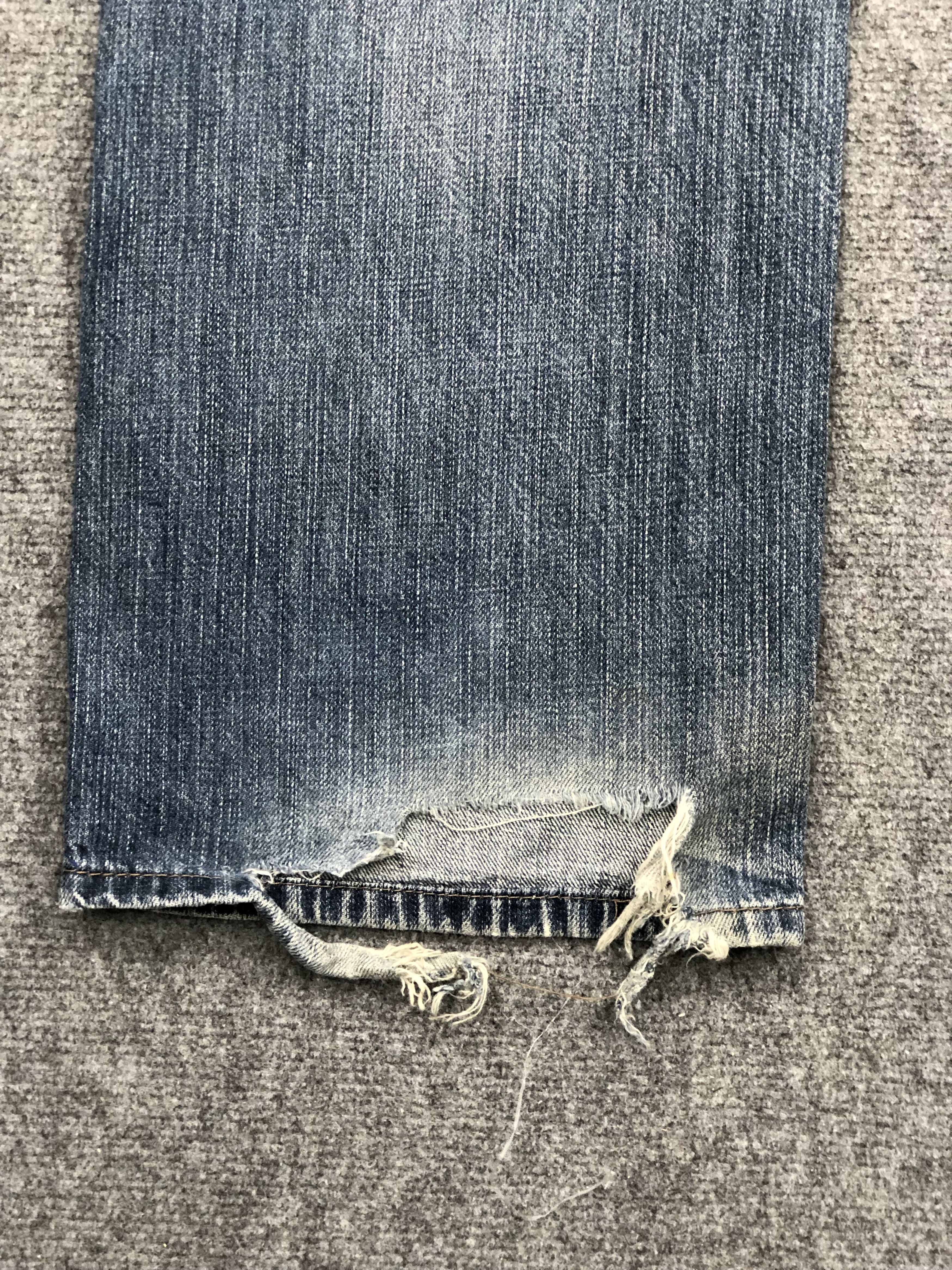 Levi's Vintage Levis 569 Faded Blue Jeans DP1611 Size US 39 - 17 Thumbnail