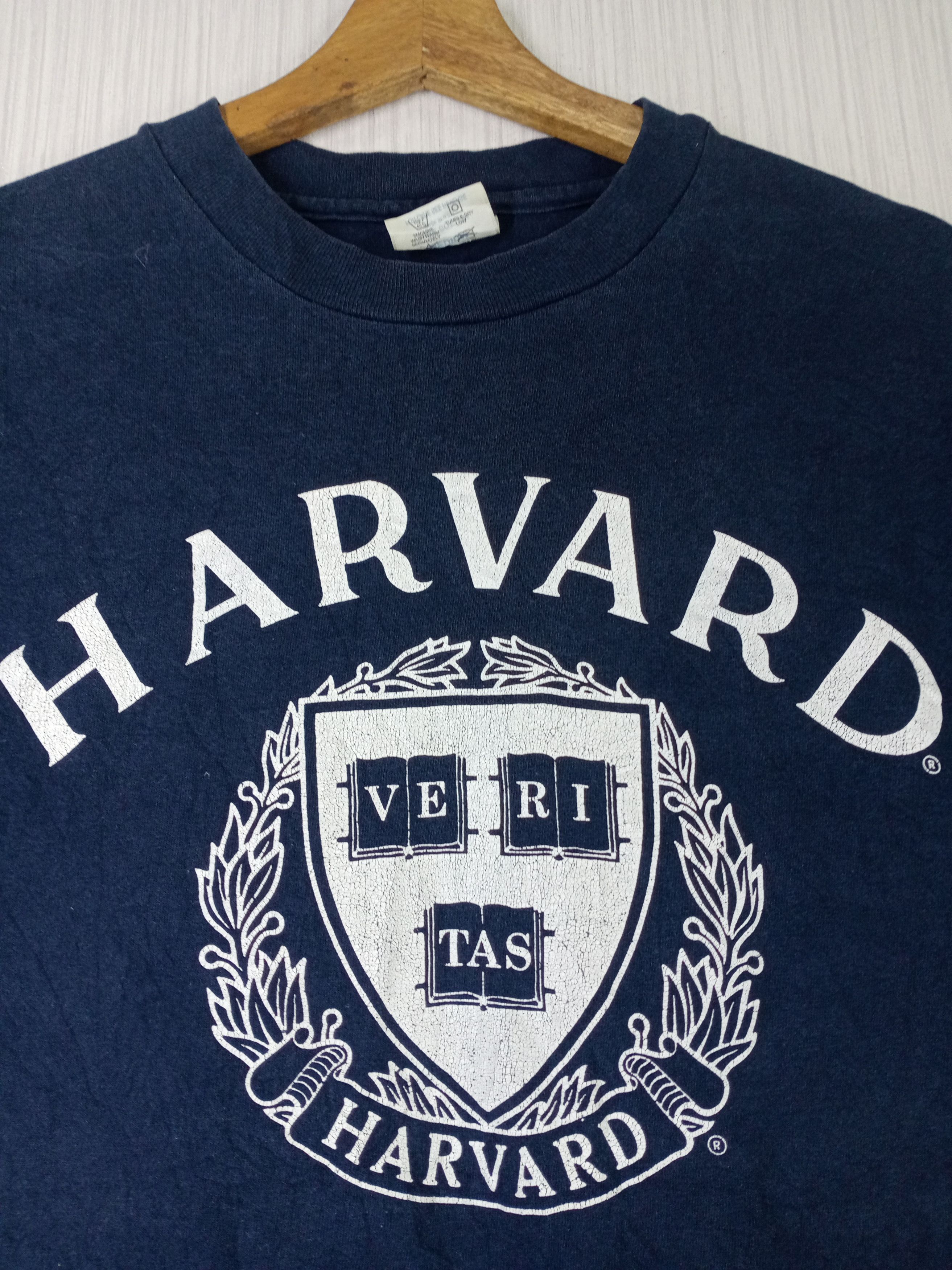 Champion Rare Vintage 90s Champion Harvard Tshirt Size US M / EU 48-50 / 2 - 5 Thumbnail