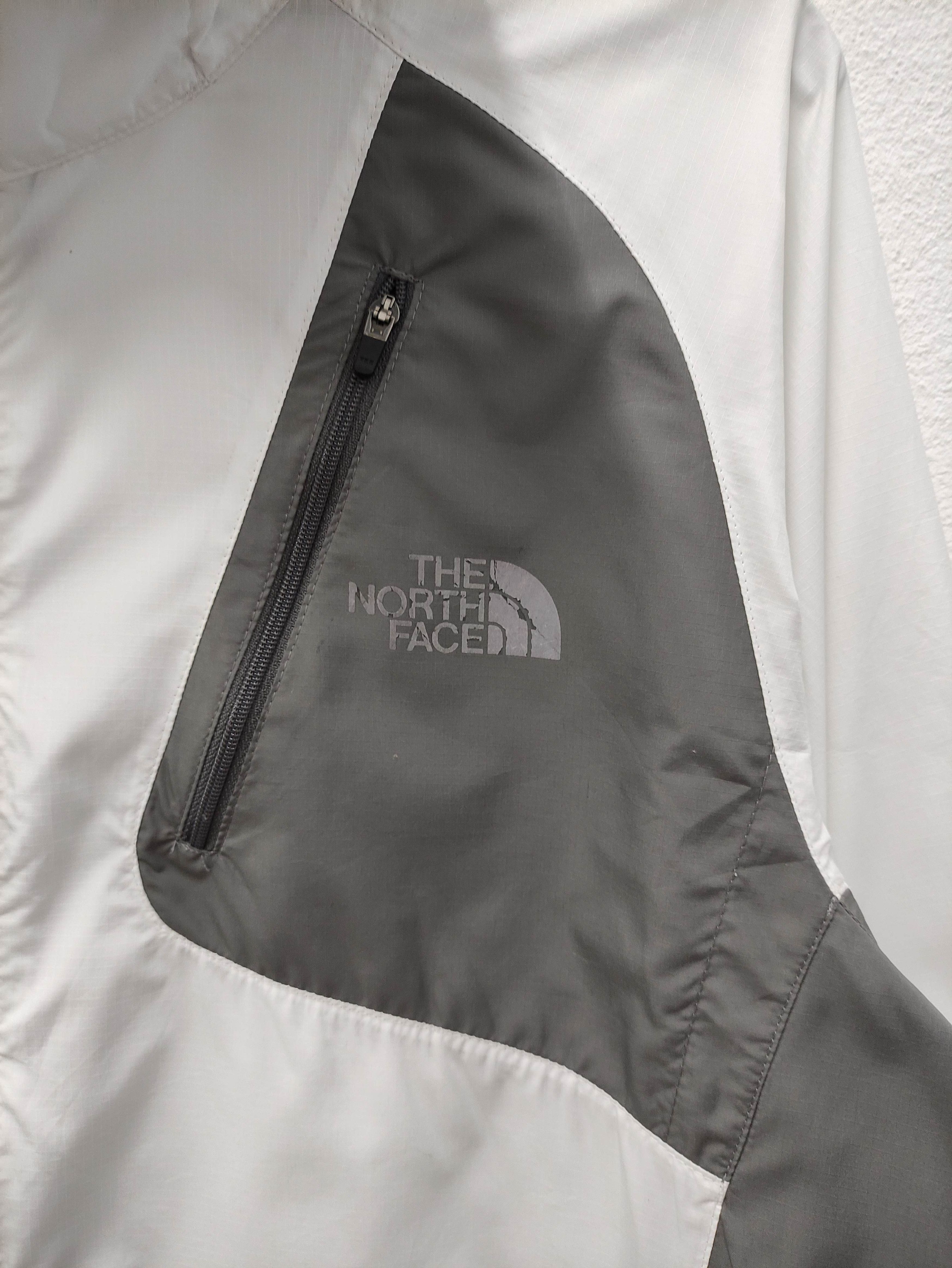 The North Face THE NORTH FACE MEN'S L HOODIE WINDBREAKER Size US L / EU 52-54 / 3 - 4 Thumbnail