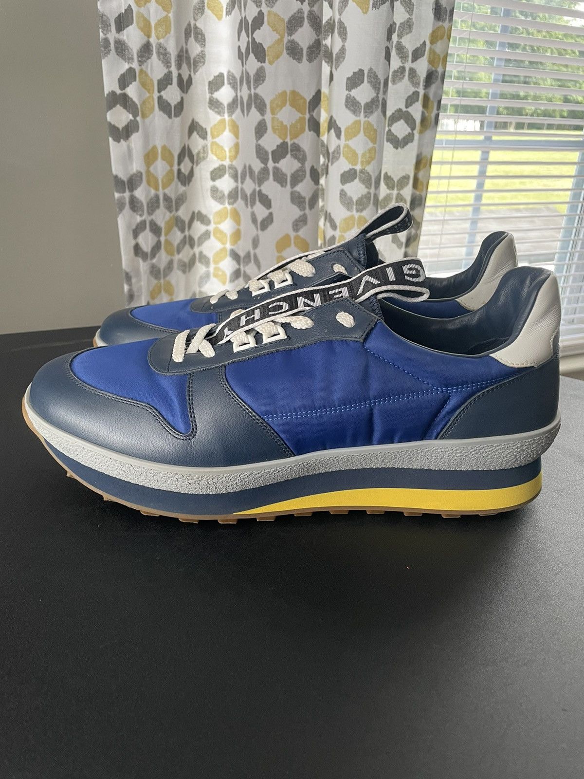 Givenchy Givenchy TR3 Runner Sneaker Sz 45 Size US 12 / EU 45 - 2 Thumbnail