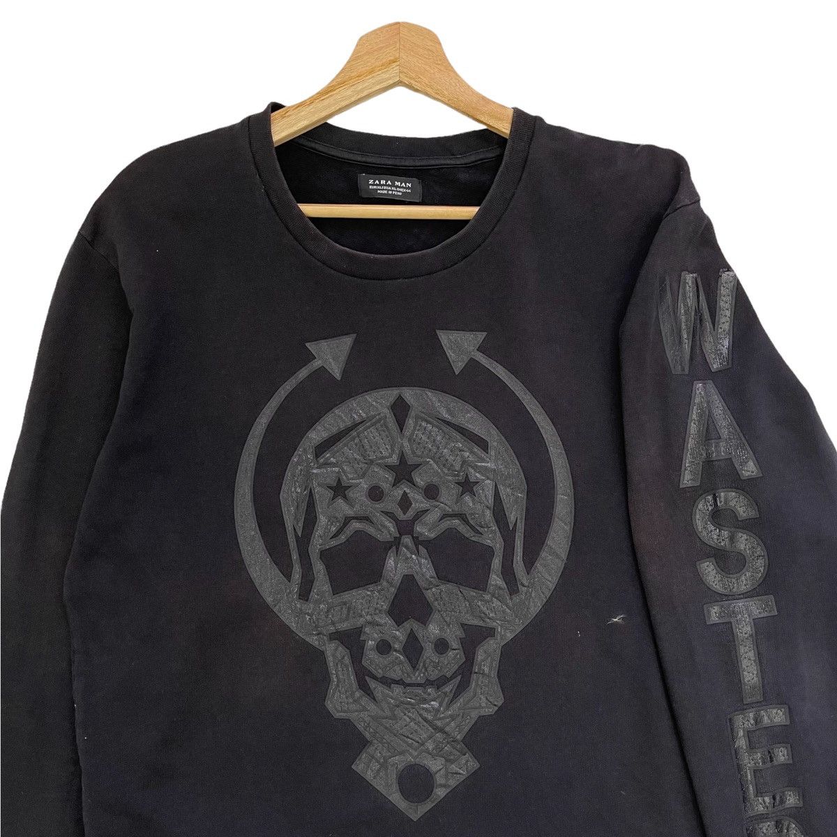 Japanese Brand × Zara Zara Skulls Crewneck Sweatshirt Size M Size US M / EU 48-50 / 2 - 2 Thumbnail