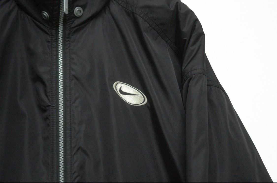 Nike Vintage NIKE Big Swoosh Logo Warm Jacket Size US XL / EU 56 / 4 - 4 Thumbnail