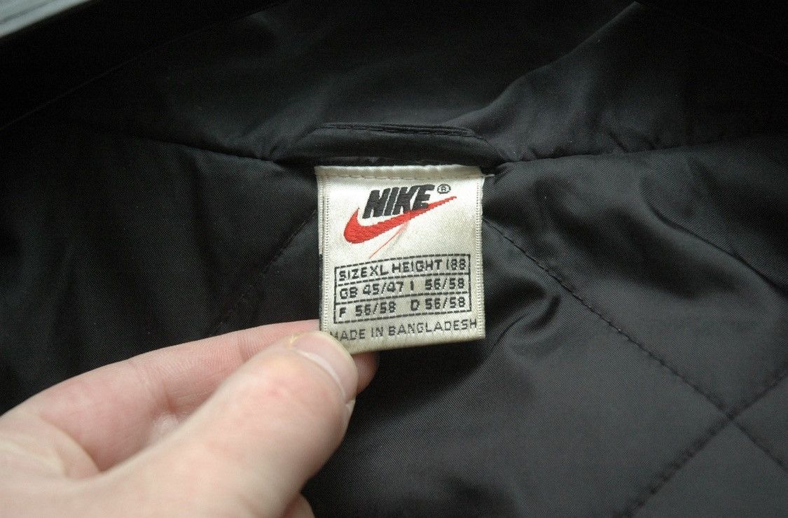 Nike Vintage NIKE Big Swoosh Logo Warm Jacket Size US XL / EU 56 / 4 - 6 Thumbnail