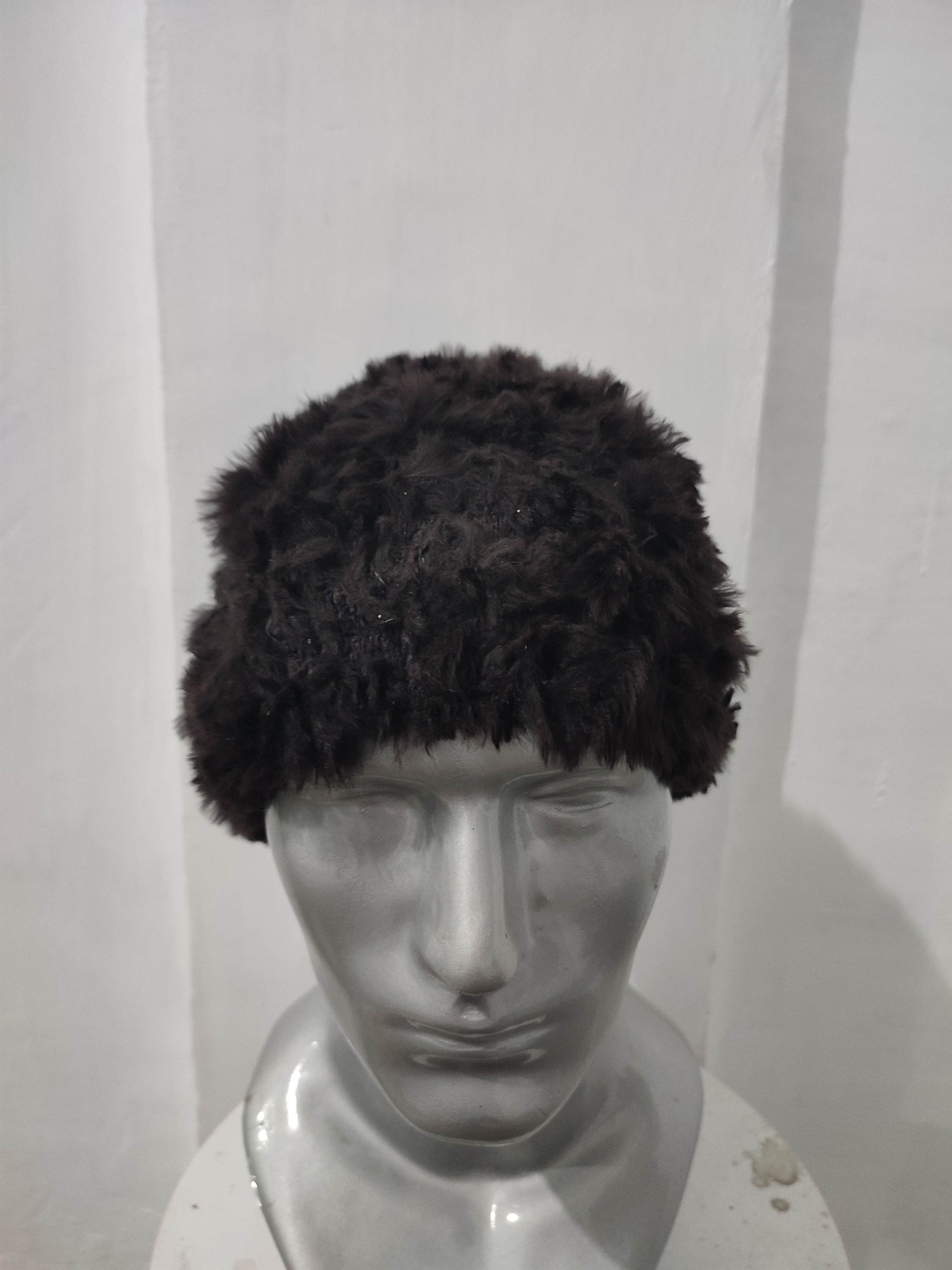 Japanese Brand 🔥Unknown Japanese real Fur Beanie hats Size ONE SIZE - 1 Thumbnail