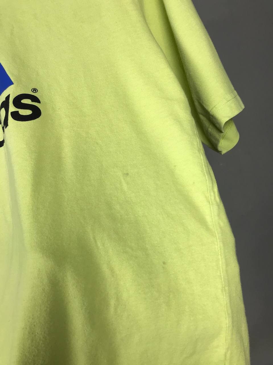 Adidas × Vintage Adidas vintage streetwear center logo tee Size US M / EU 48-50 / 2 - 10 Thumbnail