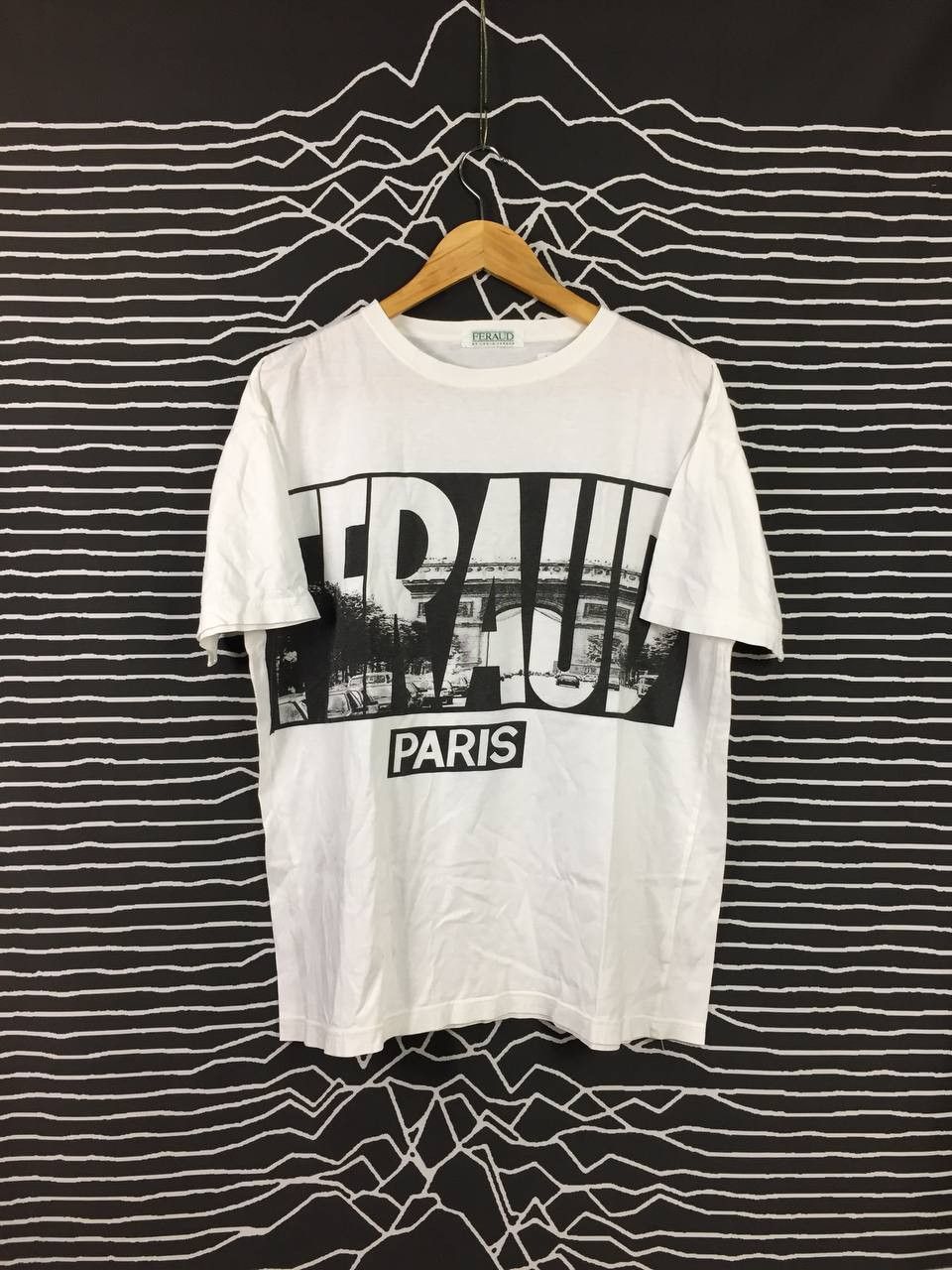 image of Archival Clothing x Louis Feraud VTG 80's 90's Louis Feraud Avantgarde Fashion Designer Tshirt in W